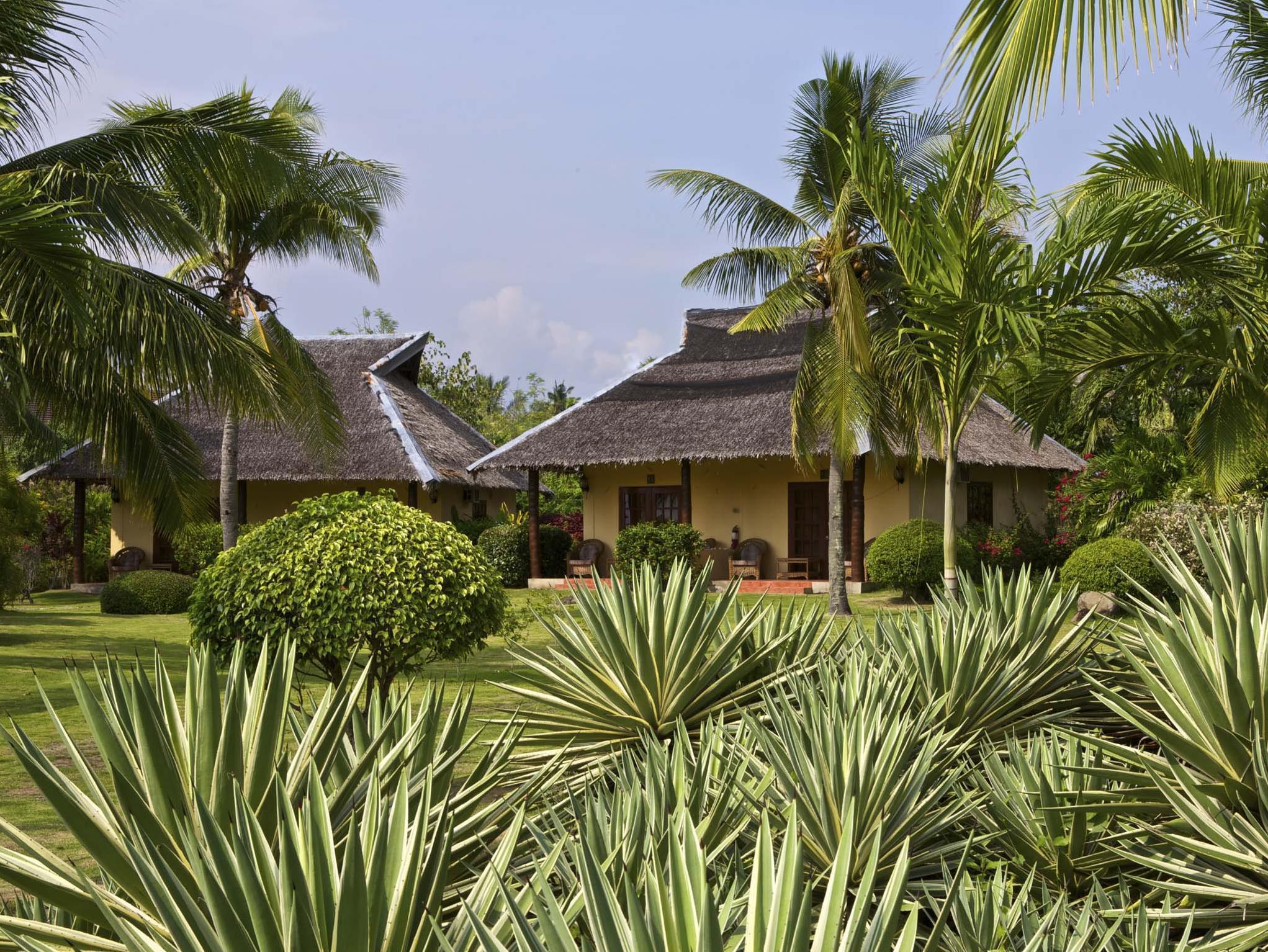 Fish Unlimited Beach & Dive Resort