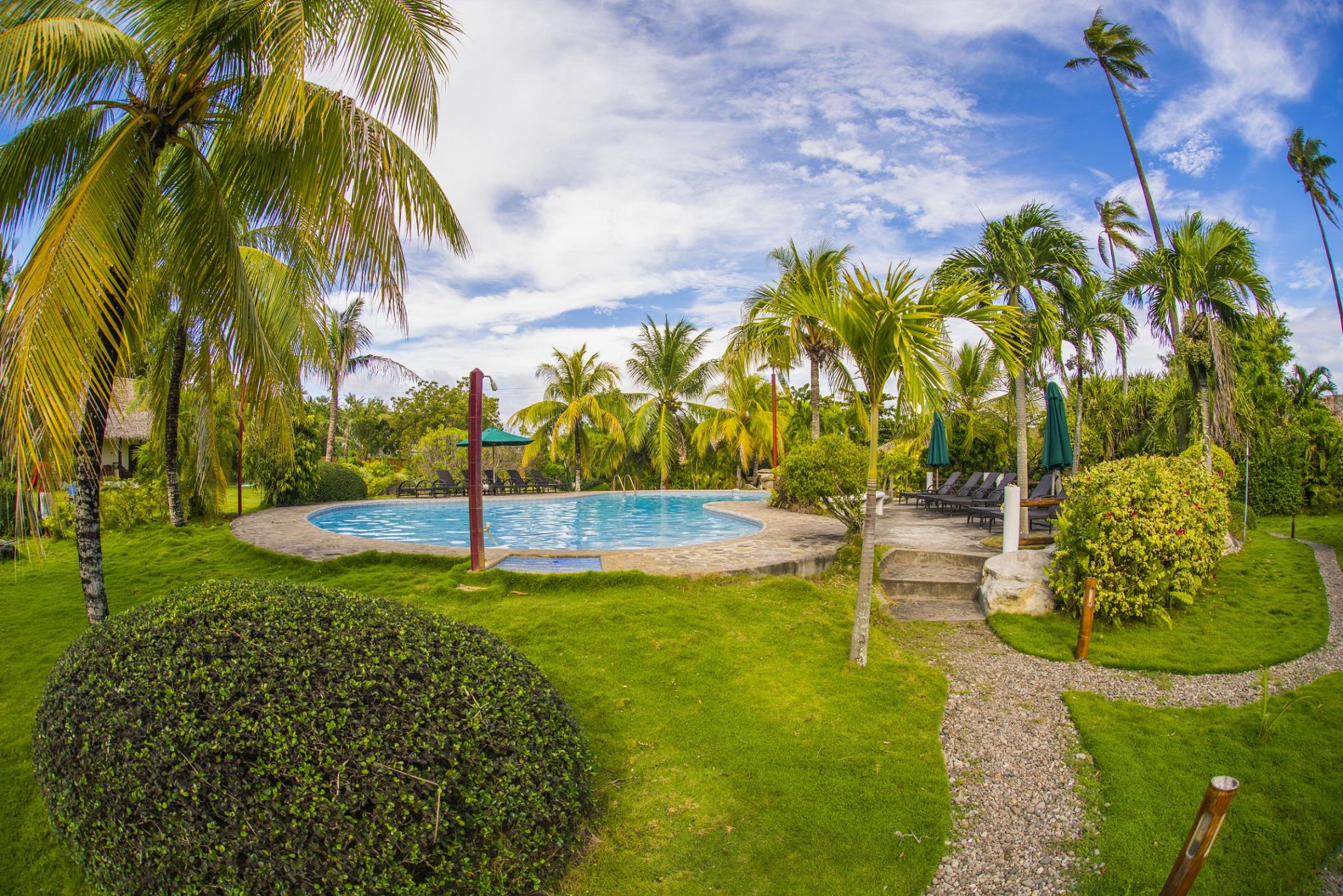 Fish Unlimited Beach & Dive Resort