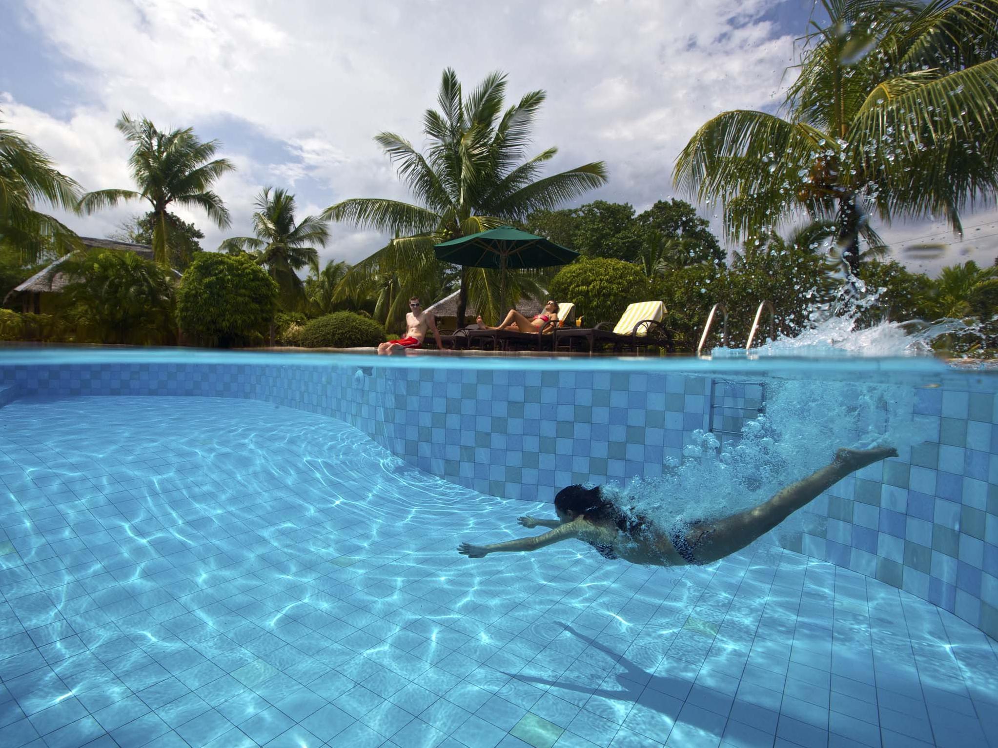 Fish Unlimited Beach & Dive Resort