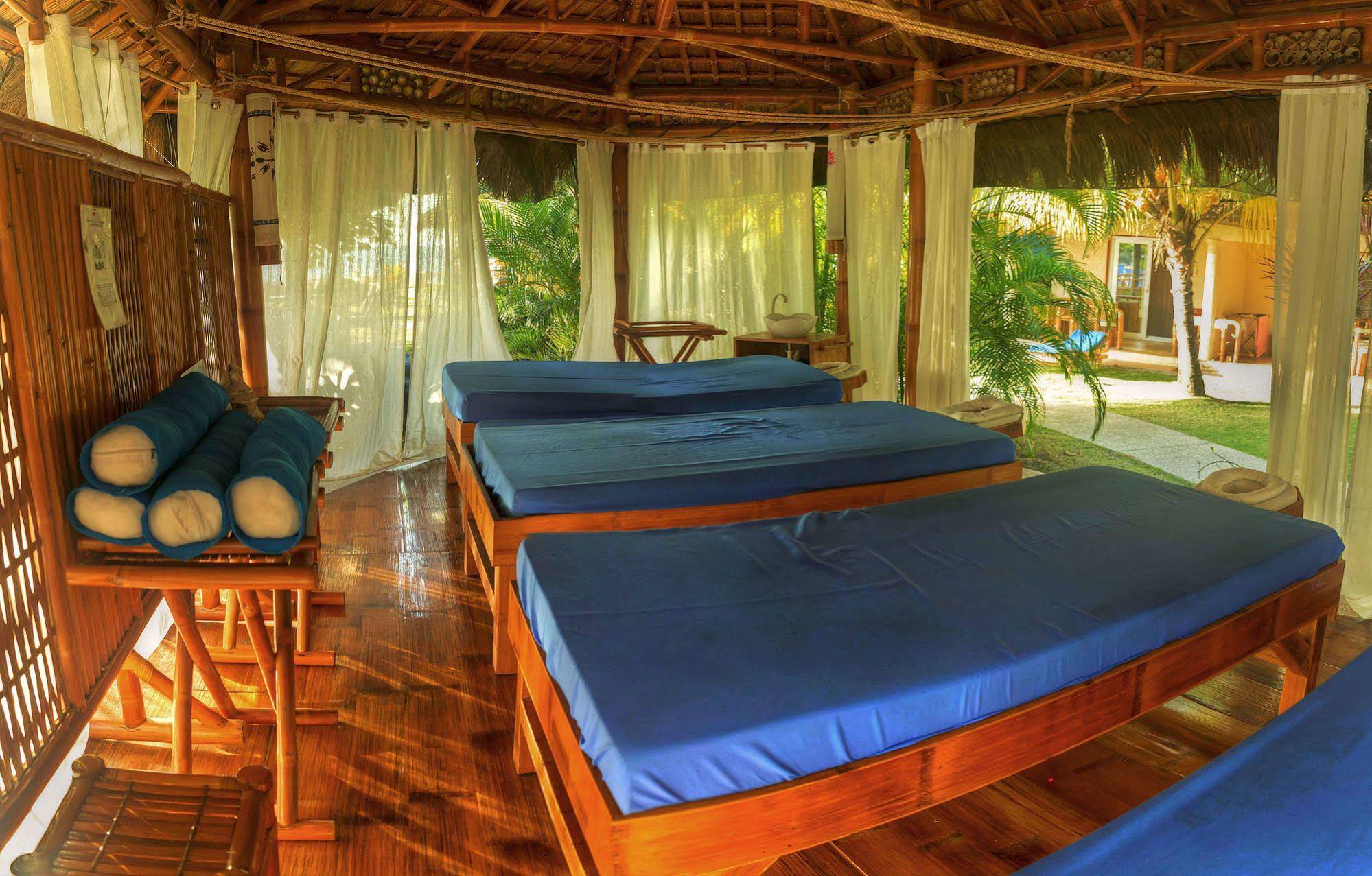 Thalatta Resort
