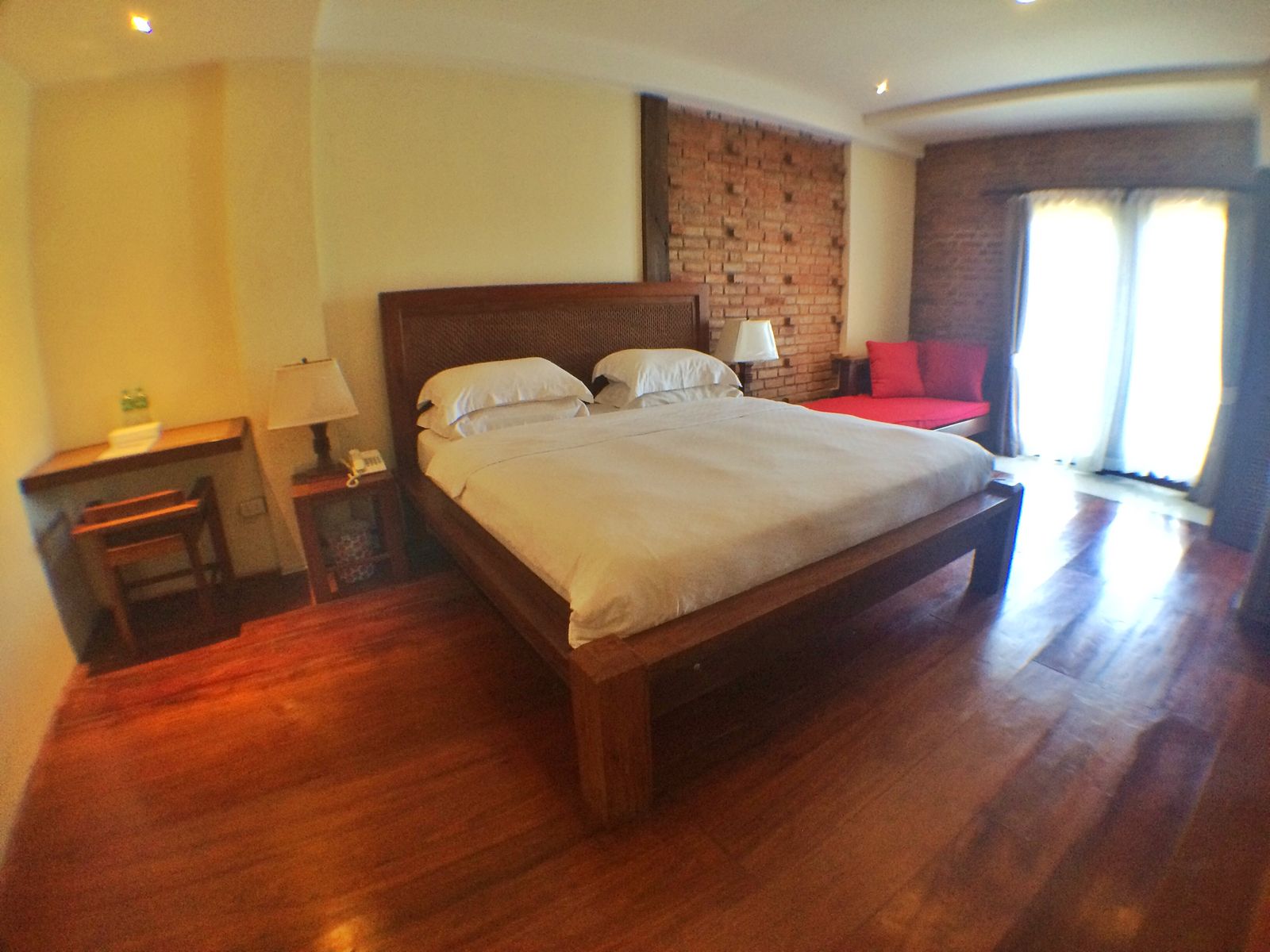 Mango Valley Hotel 2