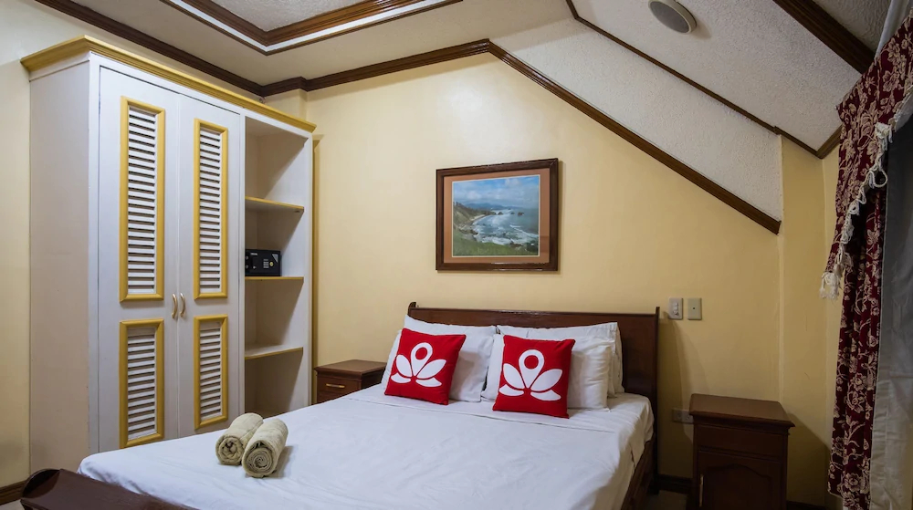 Palm Tree Resort by ZEN Rooms
