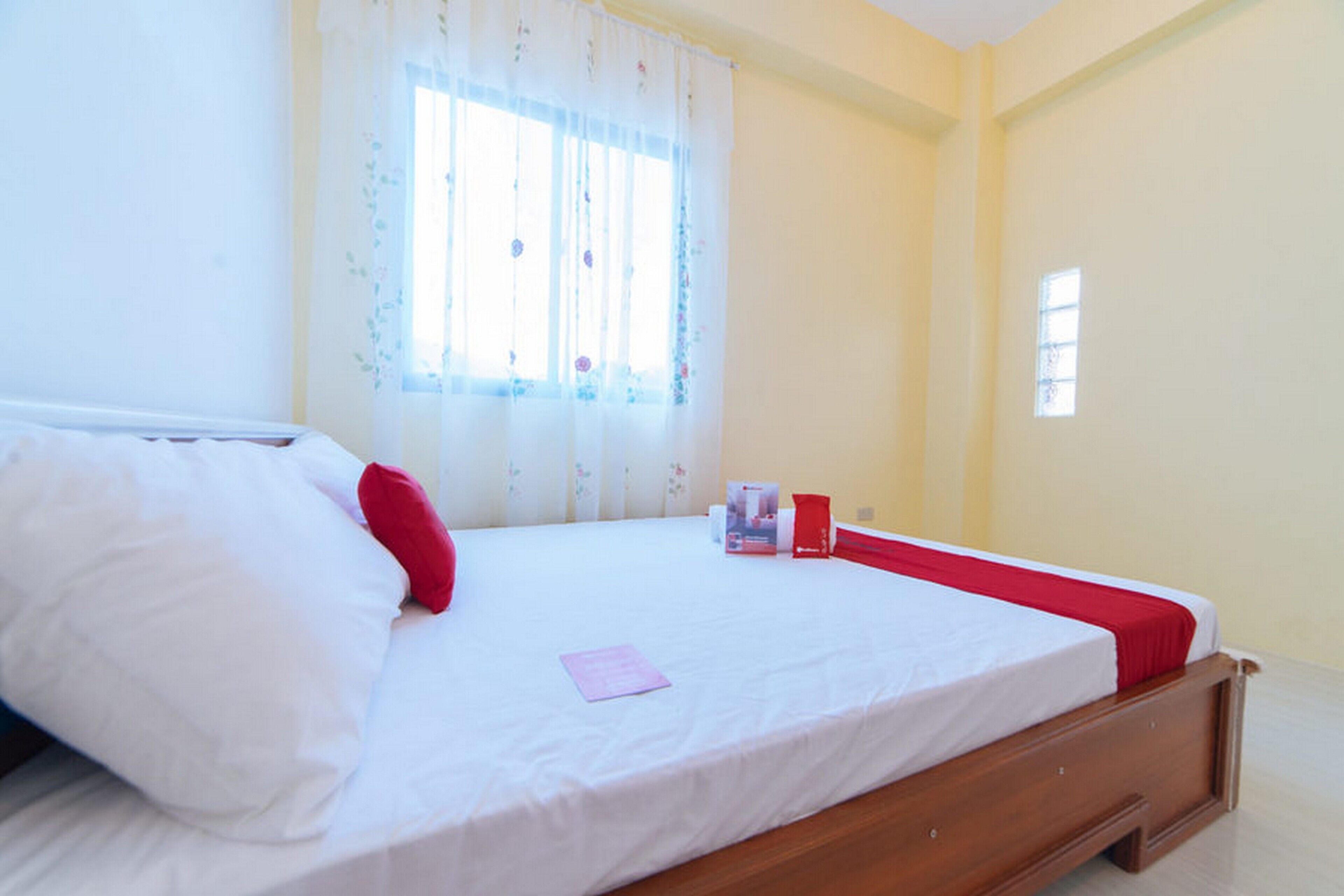 RedDoorz Premium @ Casa Ghilda Resort