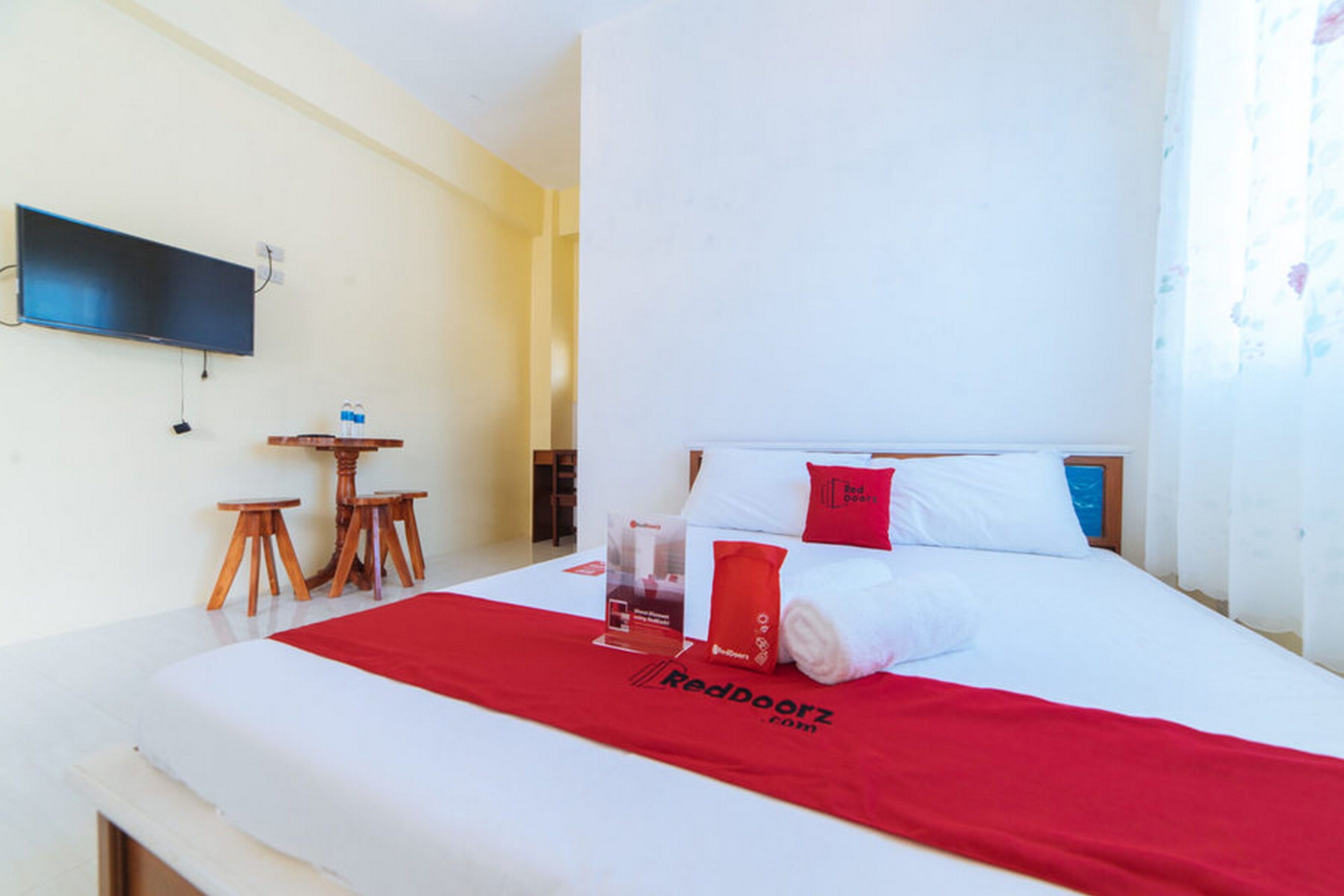 RedDoorz Premium @ Casa Ghilda Resort