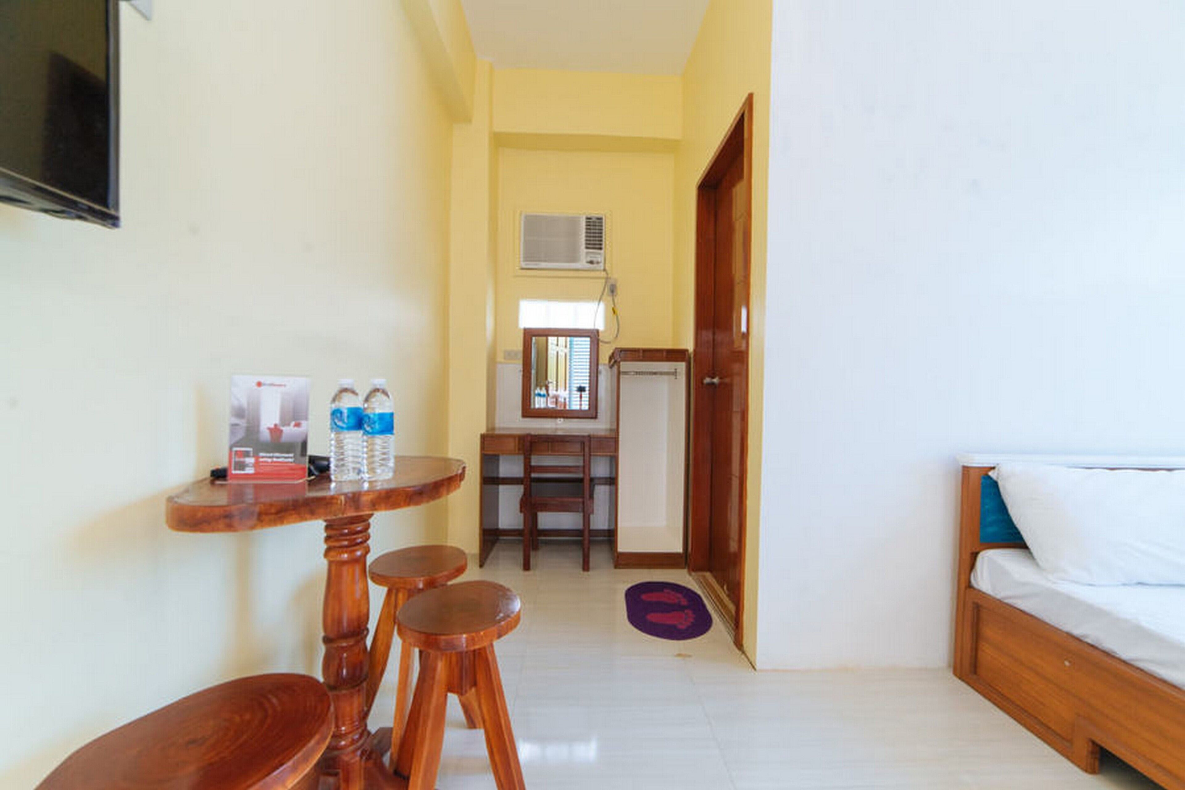 RedDoorz Premium @ Casa Ghilda Resort