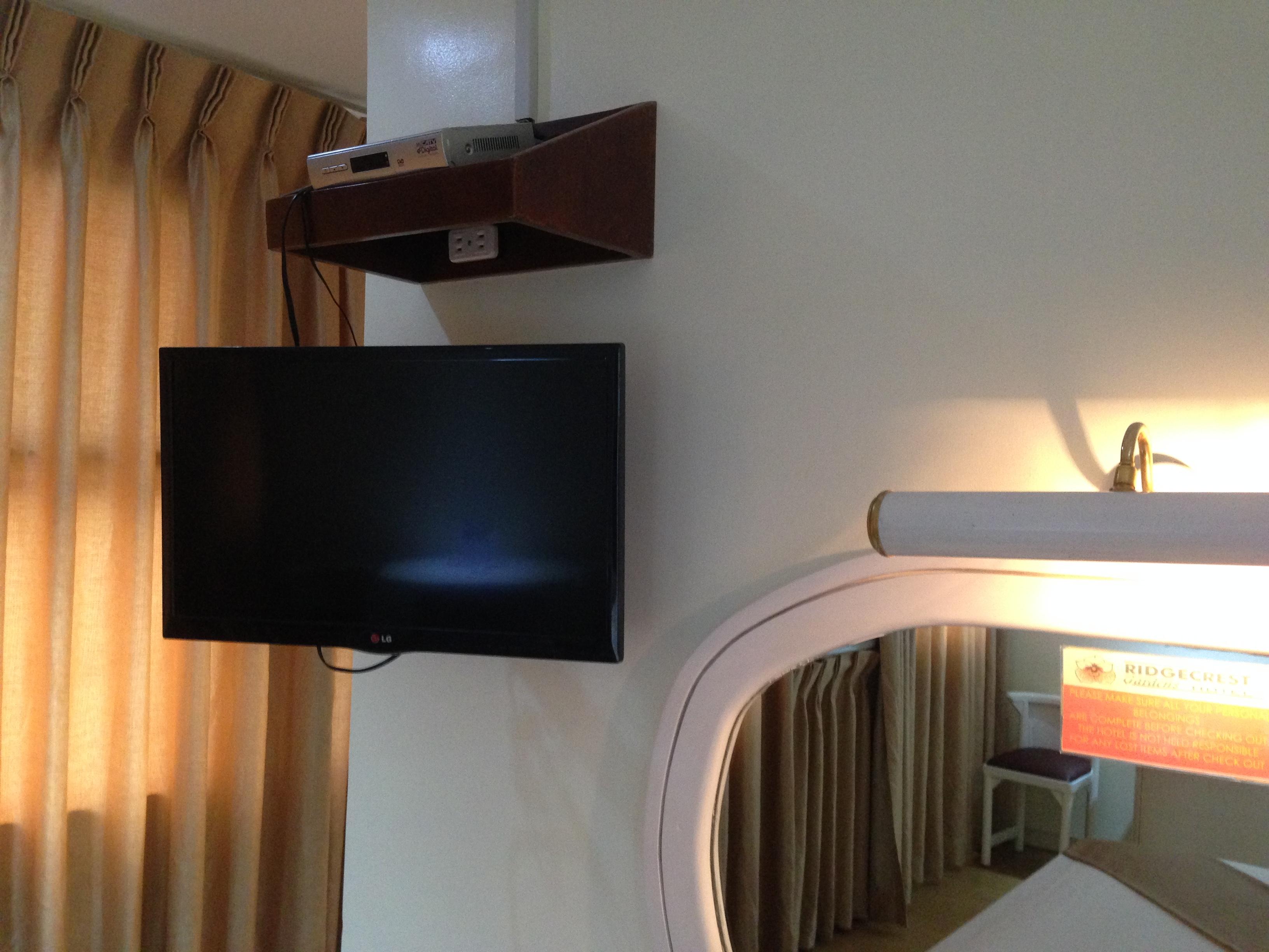 Ridgecrest Gardens Hotel