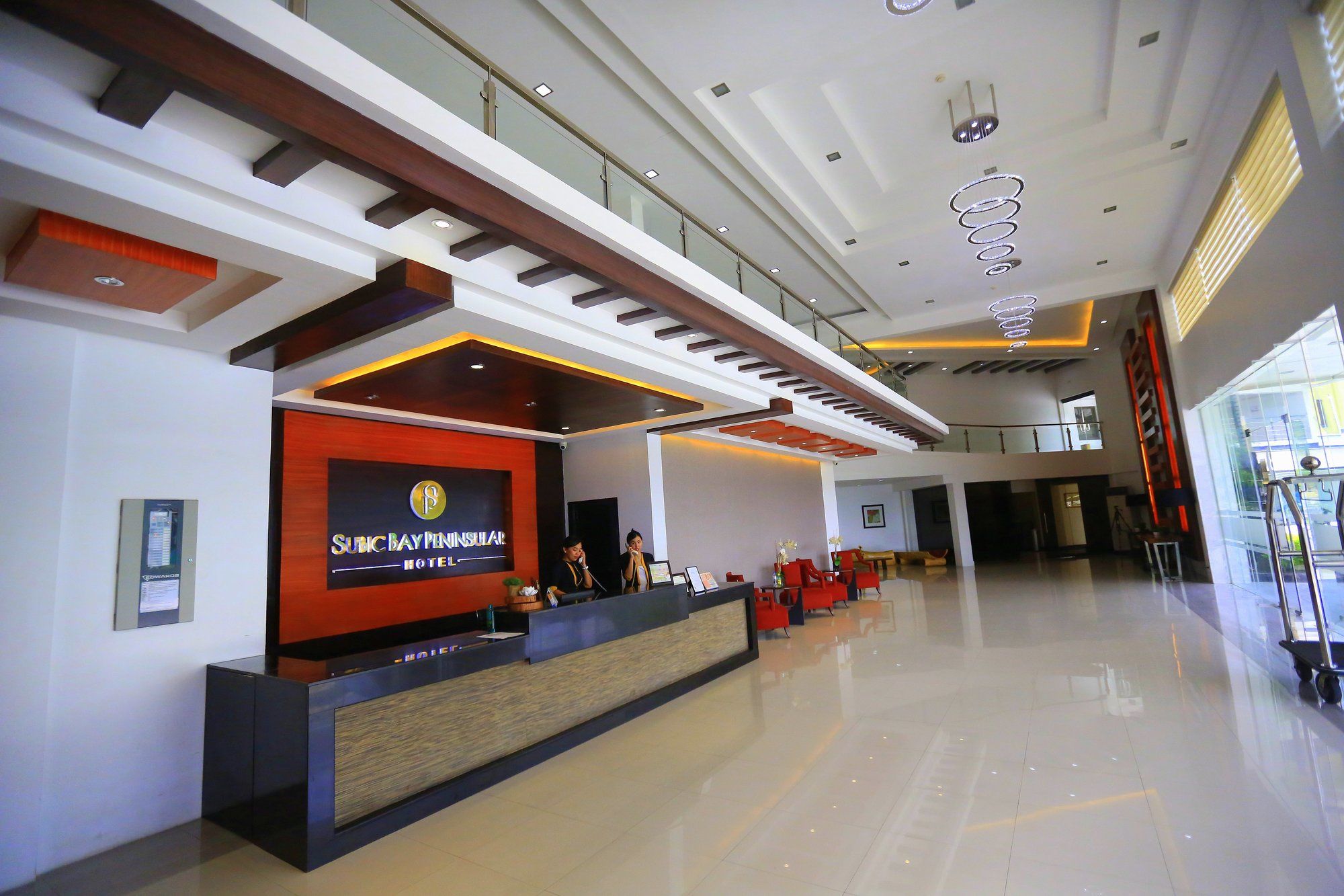 Subic Bay Peninsular Hotel