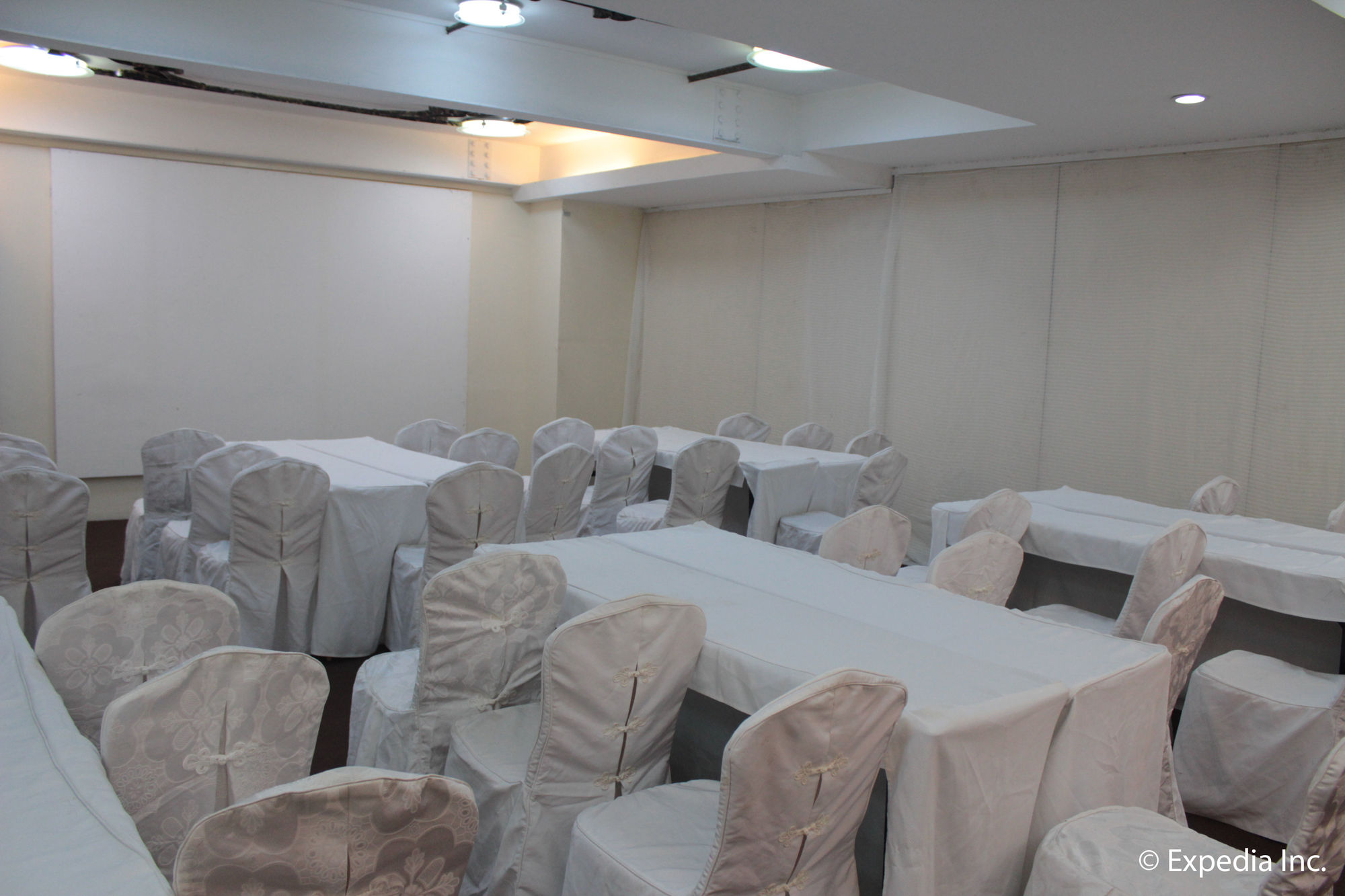 Subic Bay Venezia Hotel