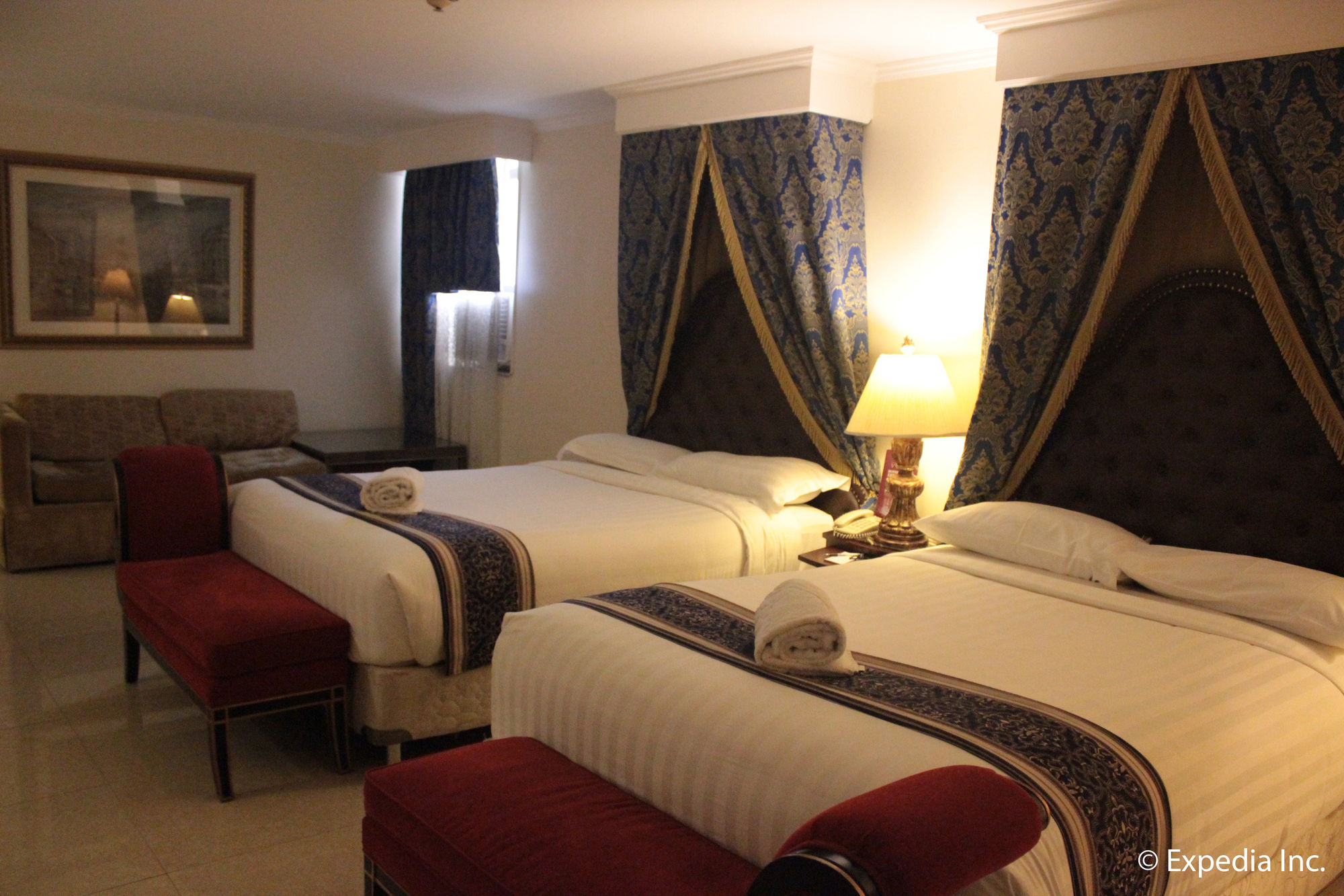 Subic Bay Venezia Hotel