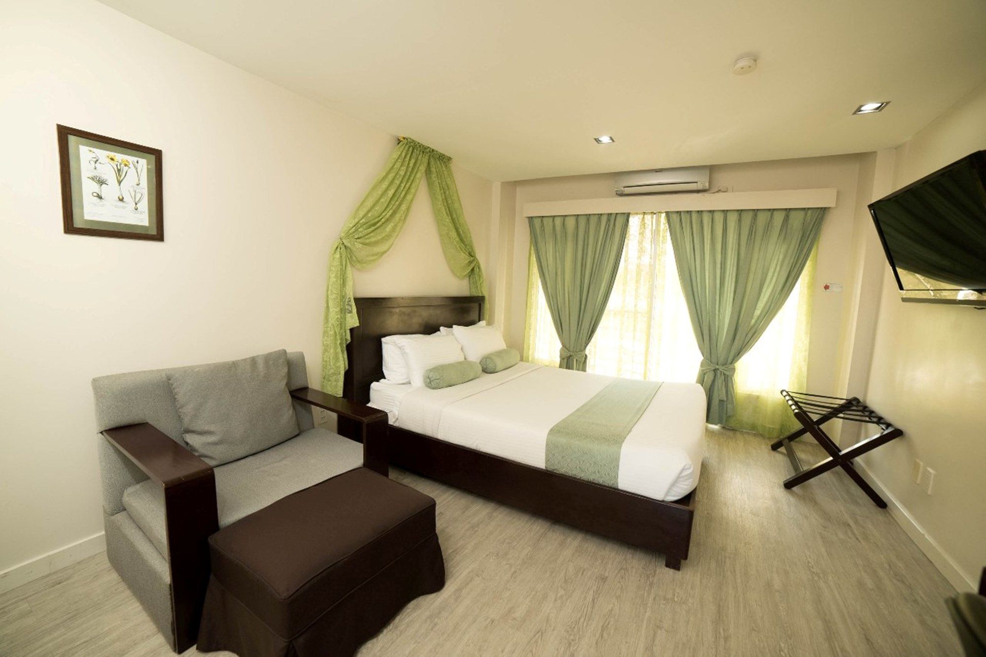 Subic Coco Hotel