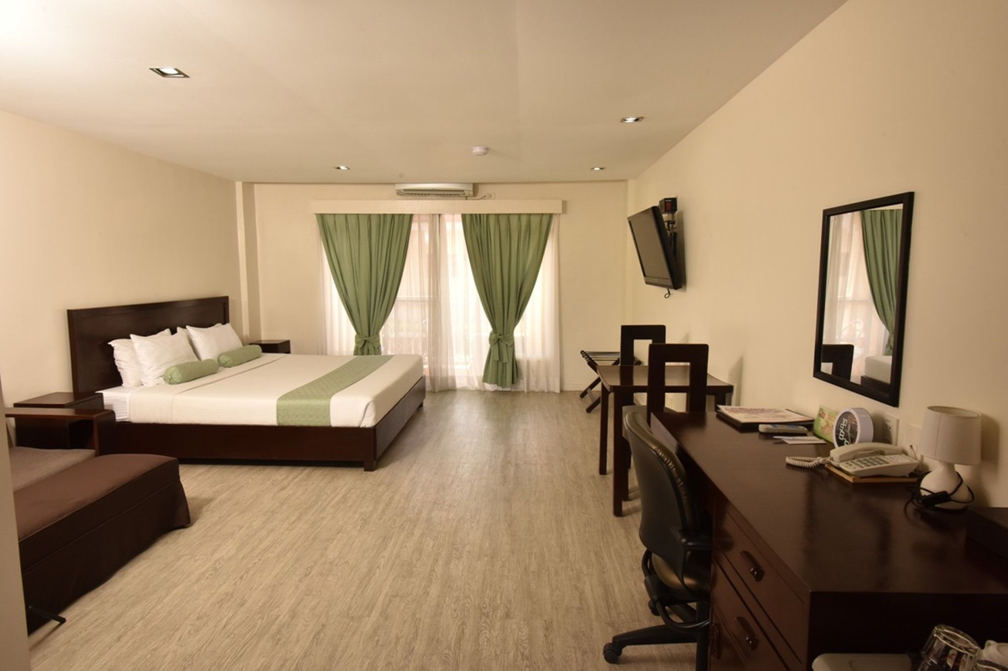 Subic Coco Hotel