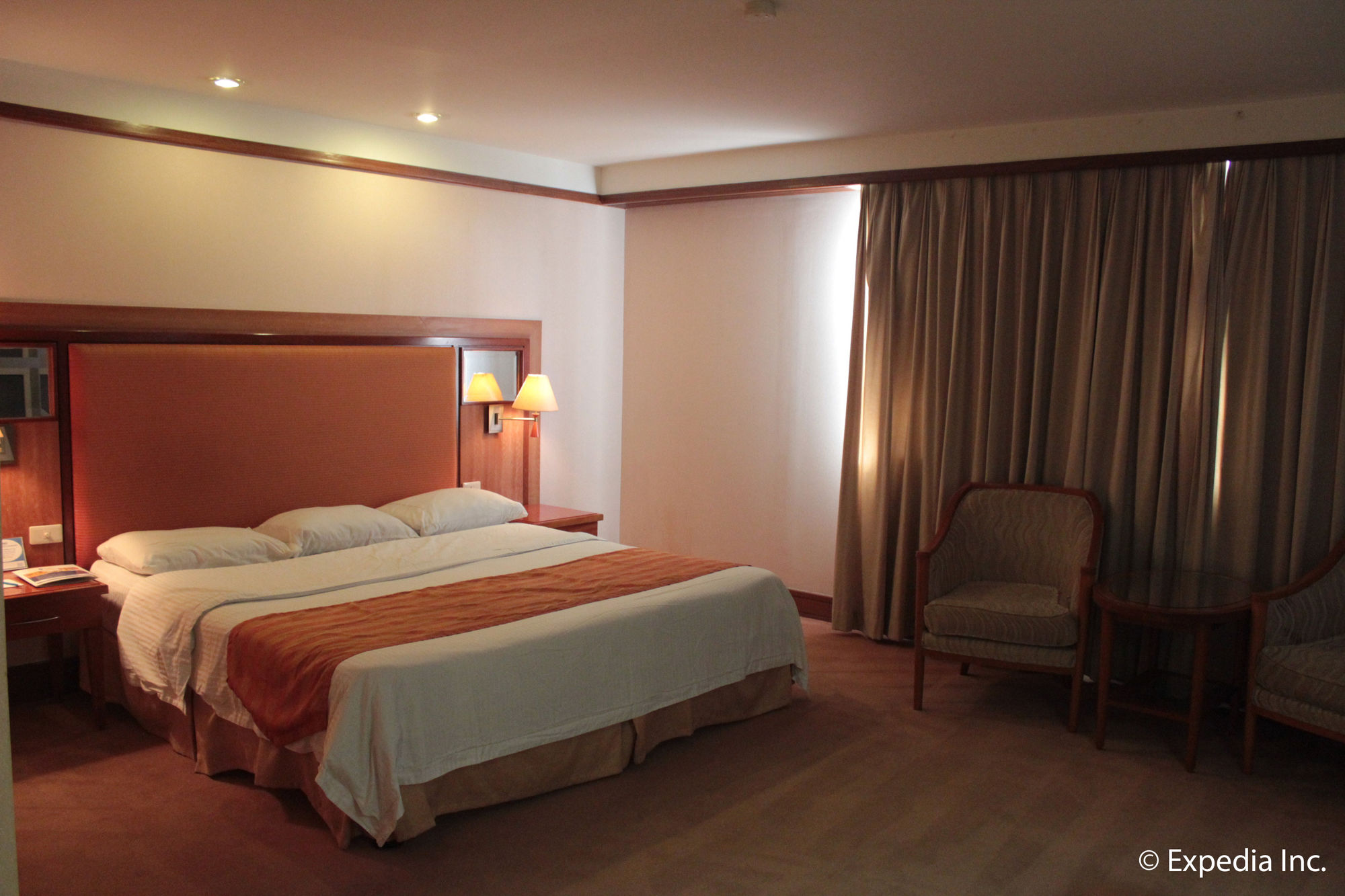 Subic International Hotel