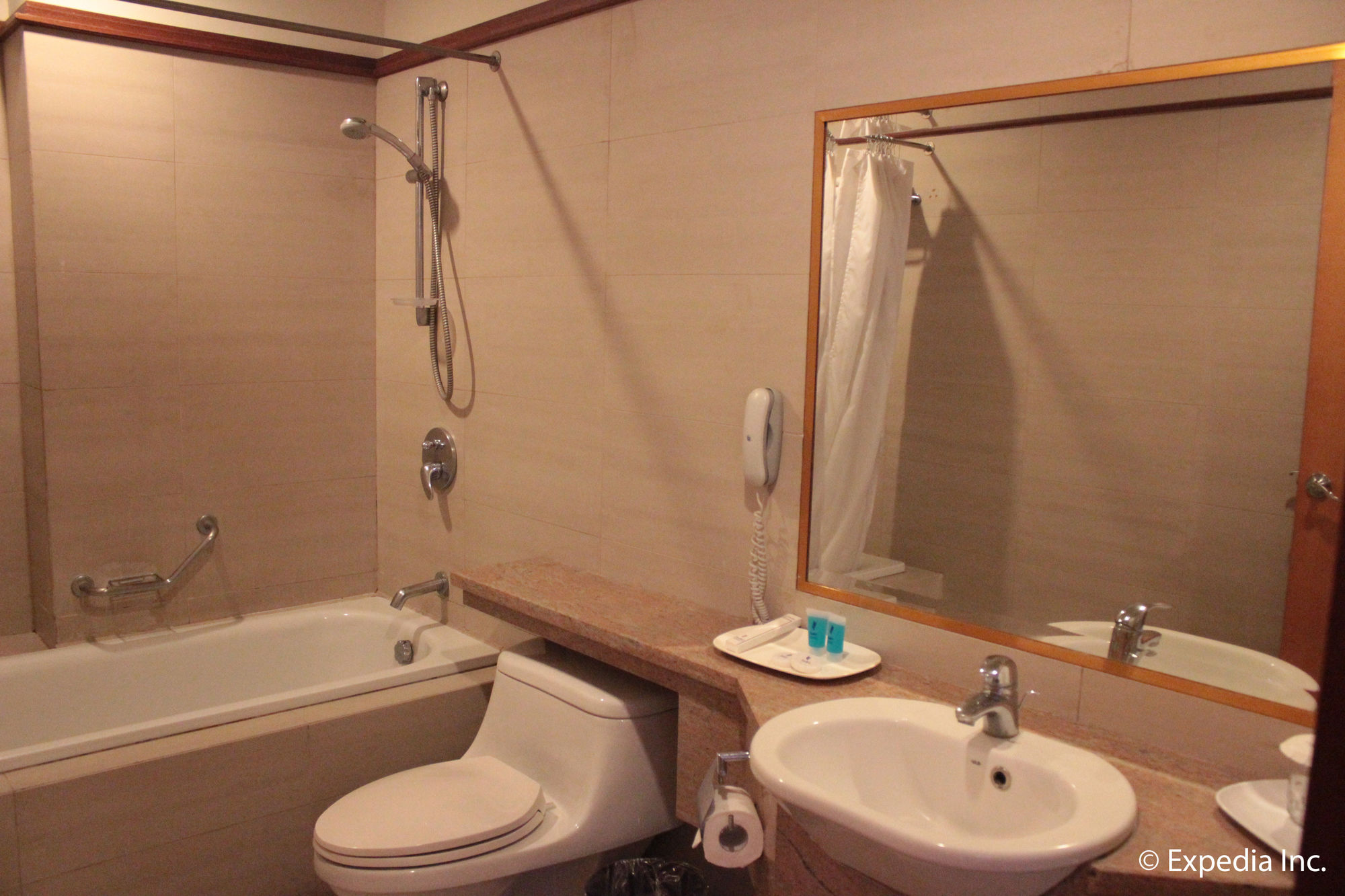 Subic International Hotel