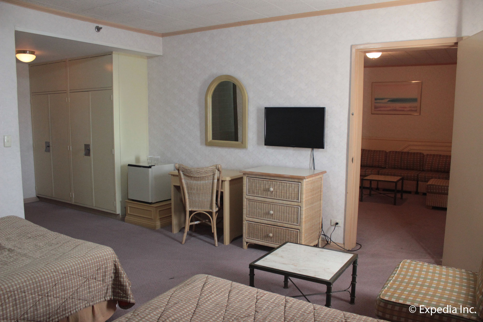 Subic International Hotel
