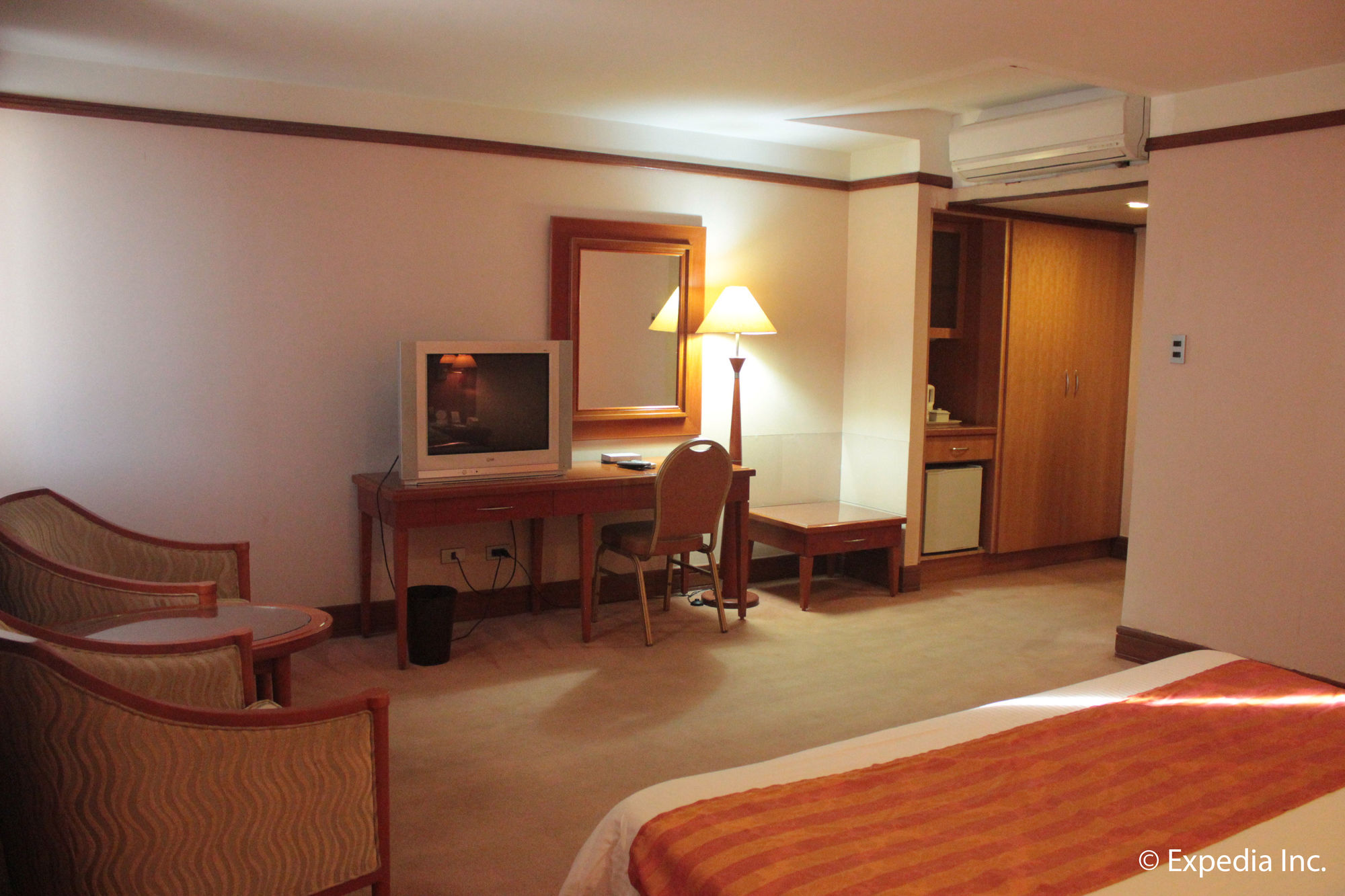 Subic International Hotel