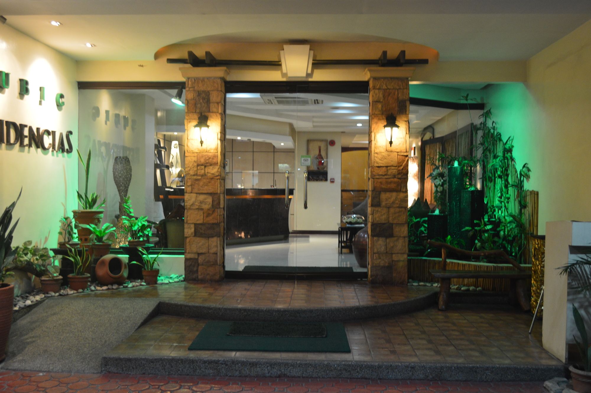 Subic Residencias