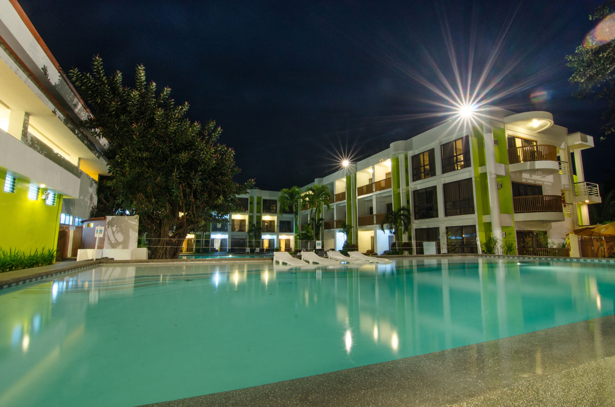 Apple Tree Resort & Hotel