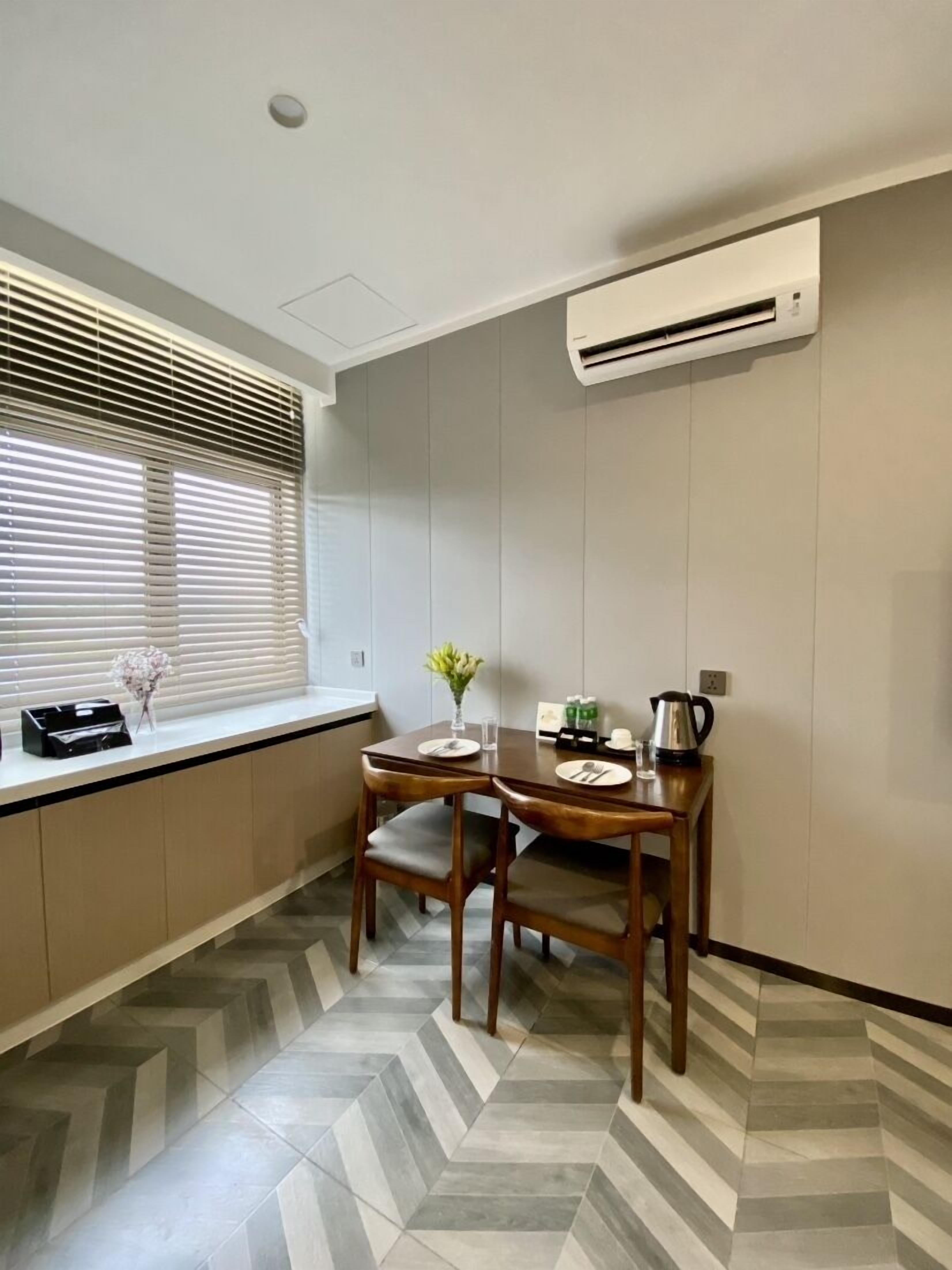 Fan's Hotel