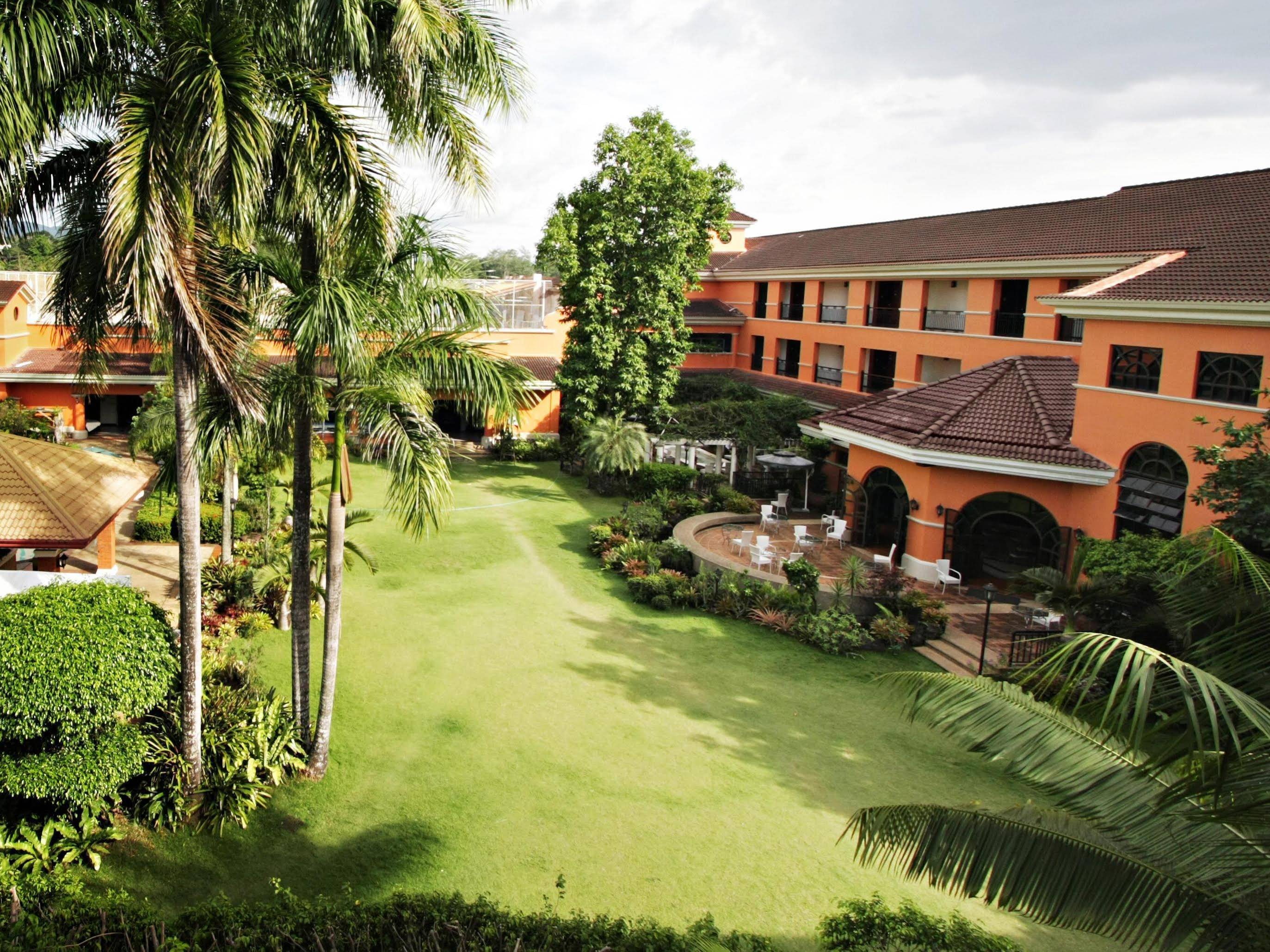 Ormoc Villa Hotel