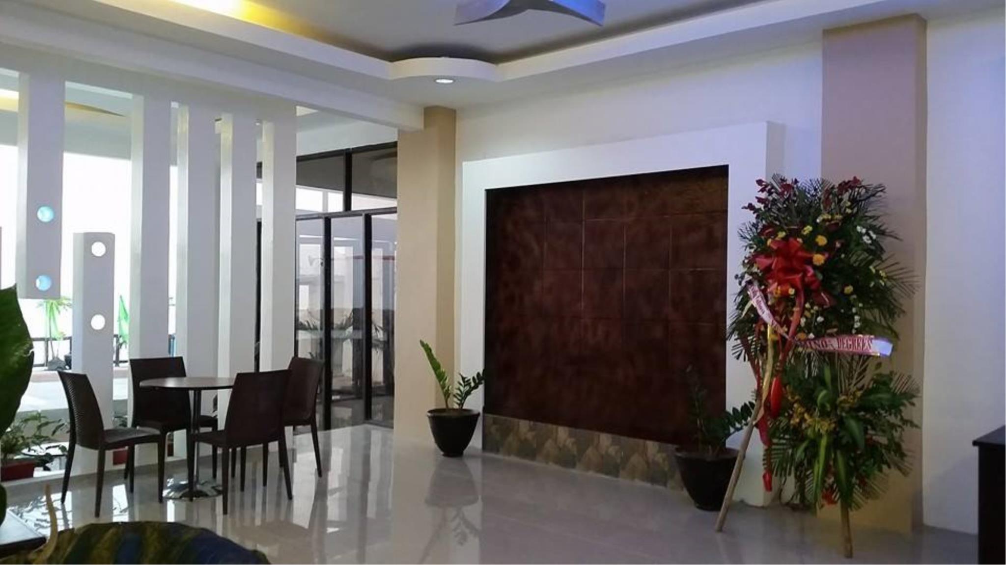 Hotel Sebastian Oslob