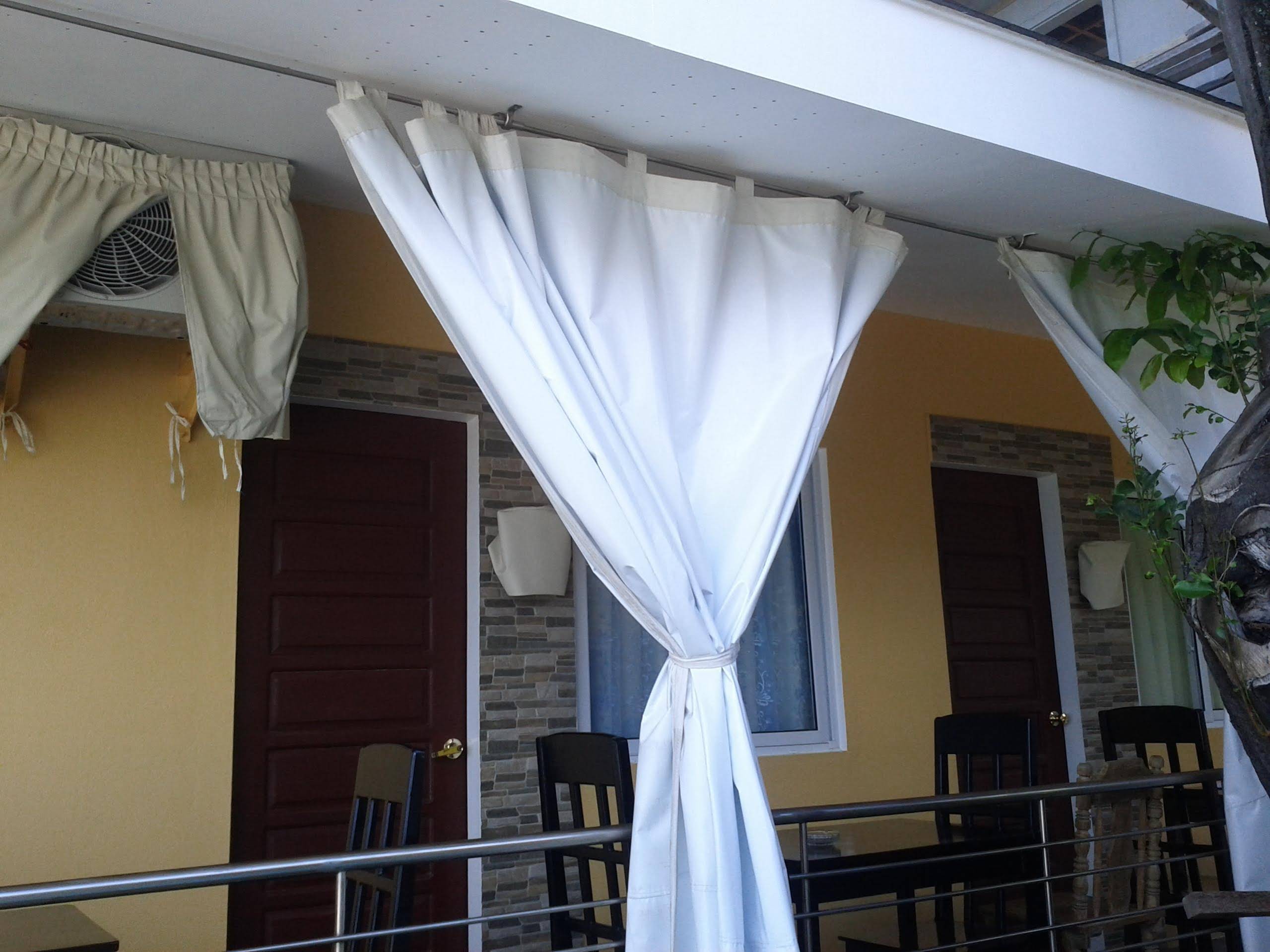 Luzmin-BH Lodging House - Beachfront Cottages