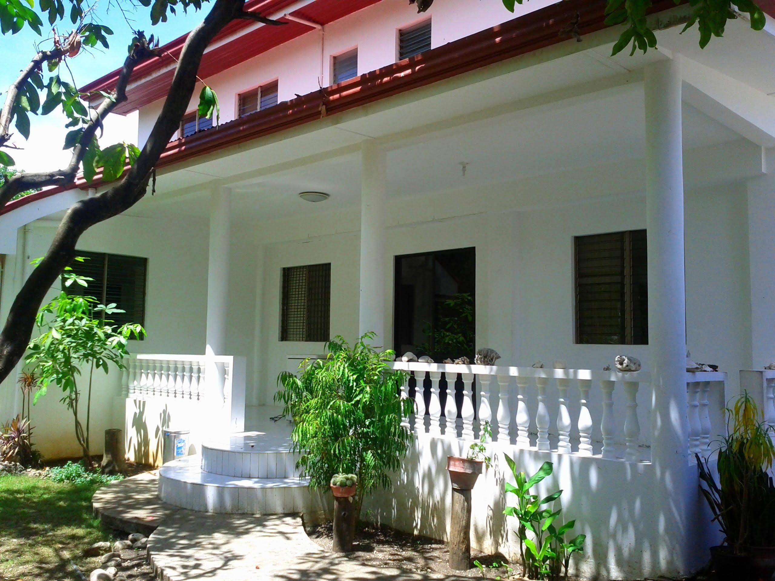 Luzmin-BH Lodging House - White House