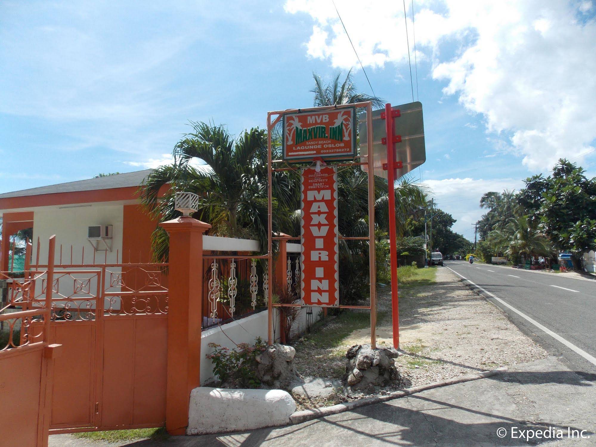 Maxvir Inn Beach Resort