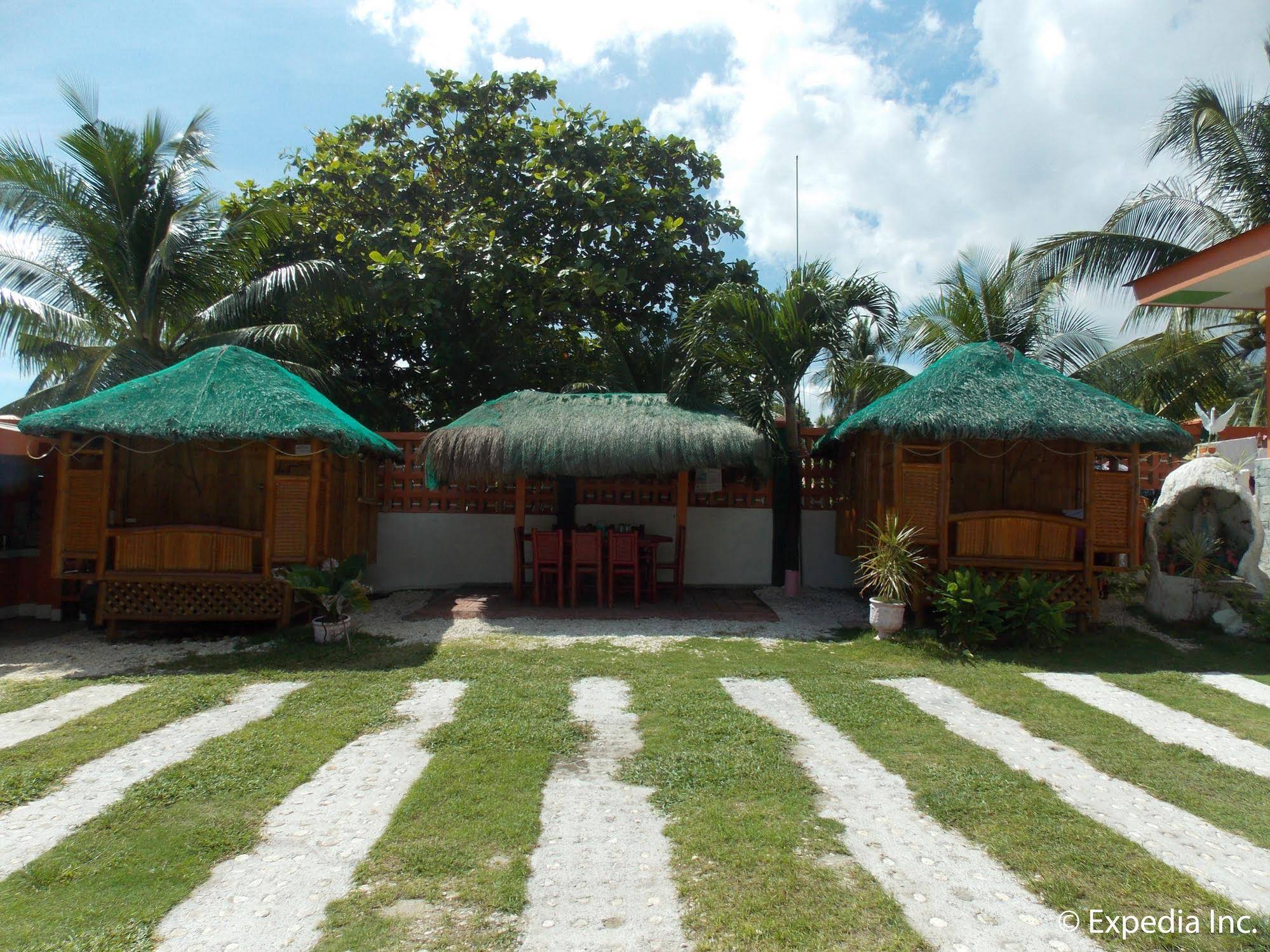 Maxvir Inn Beach Resort