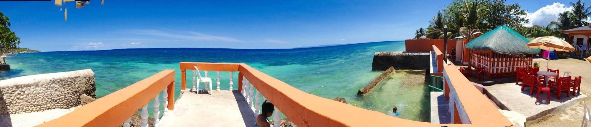 Maxvir Inn Beach Resort