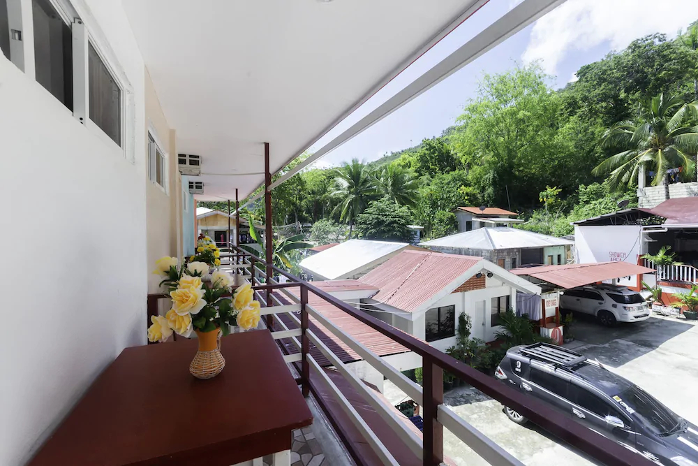 Sunrise 888 by OYO Rooms