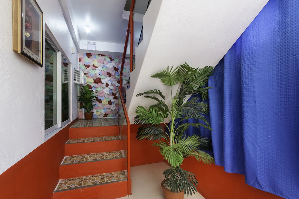 Sunrise 888 by OYO Rooms