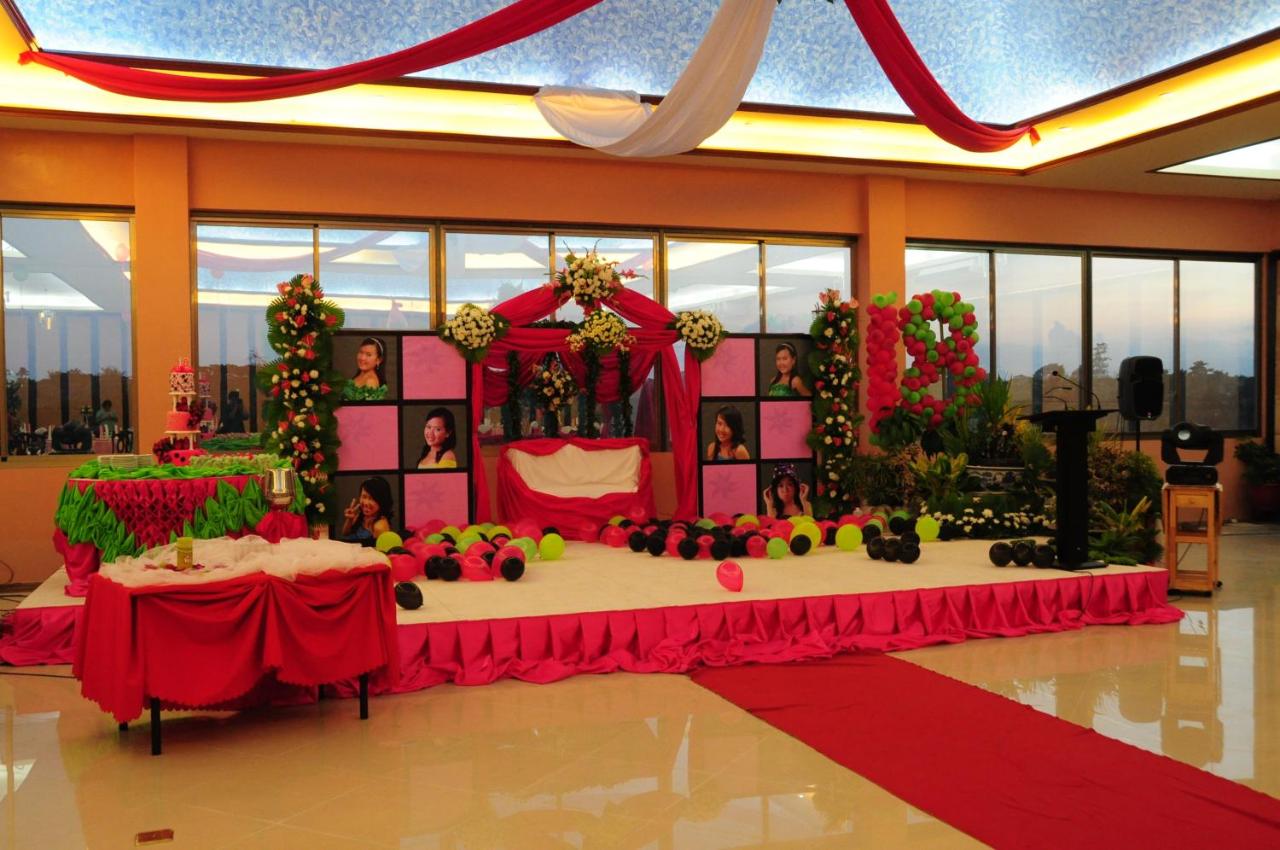 A&A Plaza Hotel