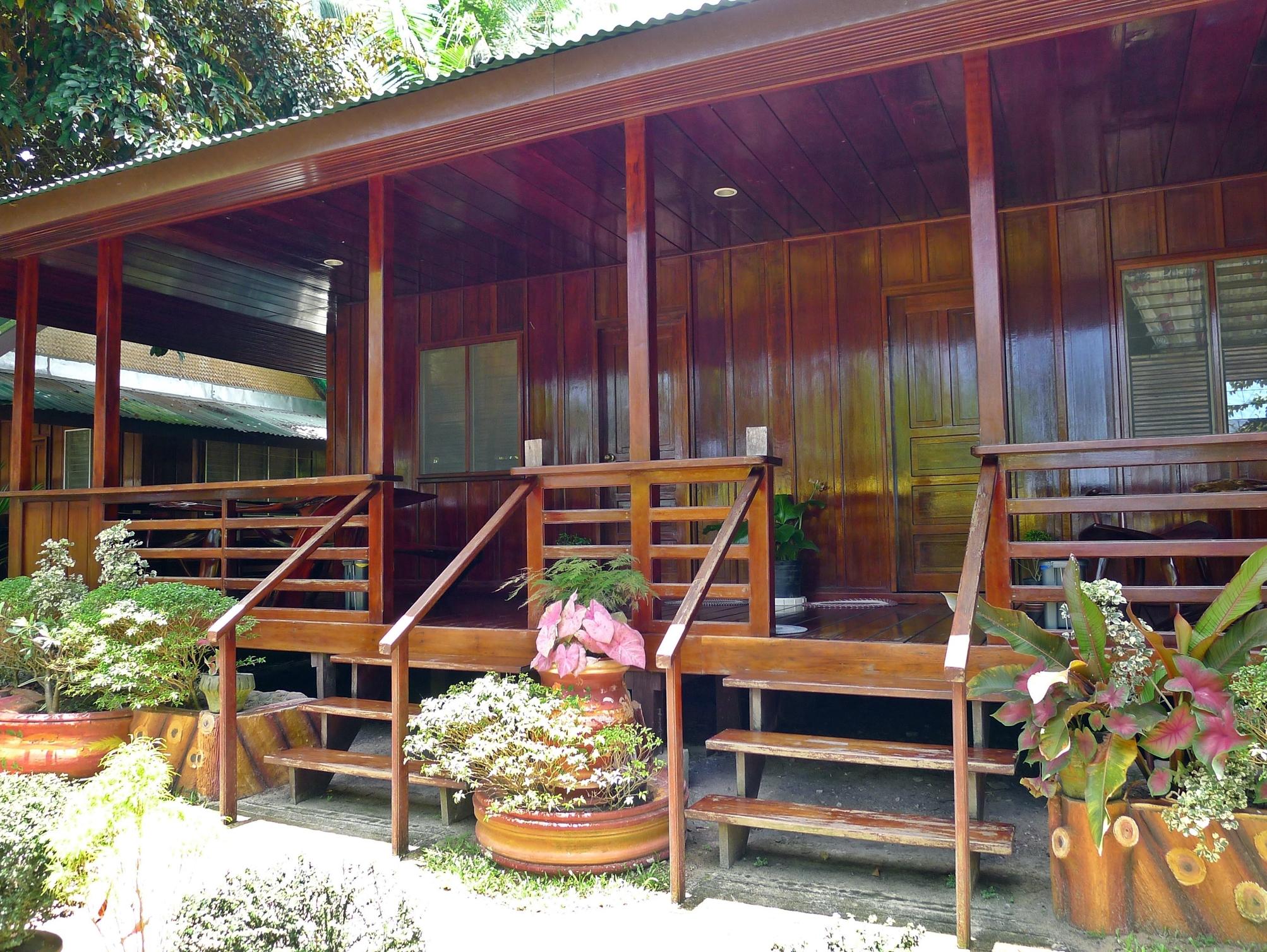 Ausan Beach Front Cottages