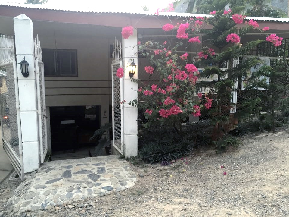 Tres Verdes Beach Resort