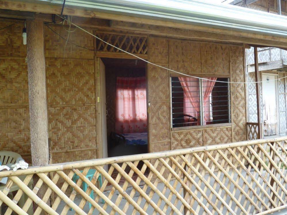 Junior & Nemesia’s Cottages