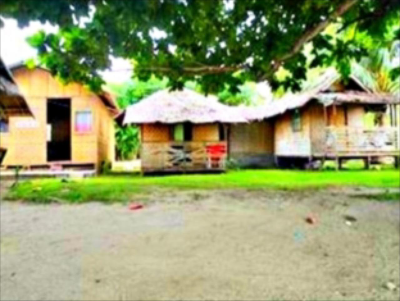 Pamilacan Island Tourist Inn and Restaurant (Mary's Pamilacan Cottages)