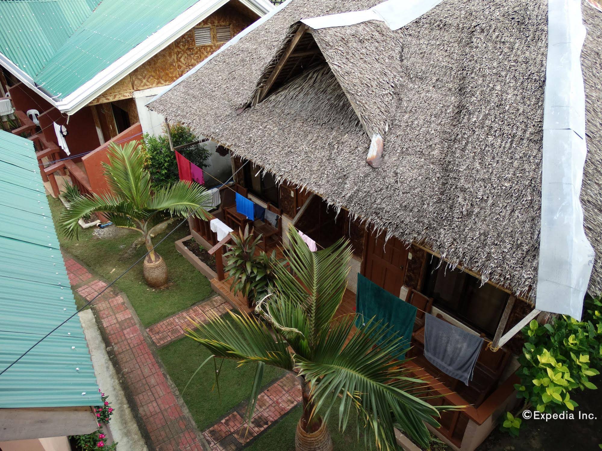 Alona Grove Tourist Inn