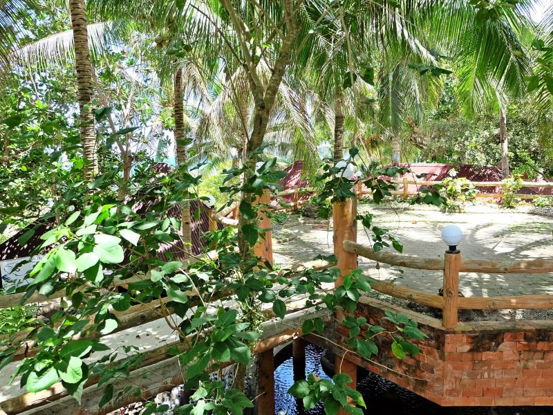 Alona Tropical Beach Resort
