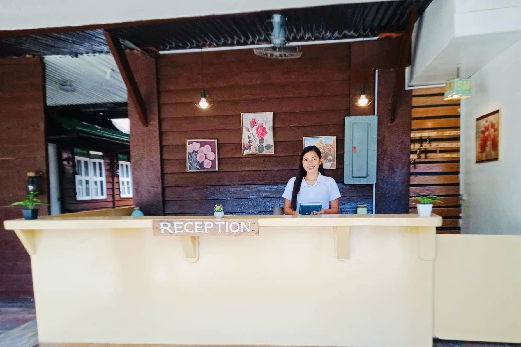 Anaya Inn & Restobar