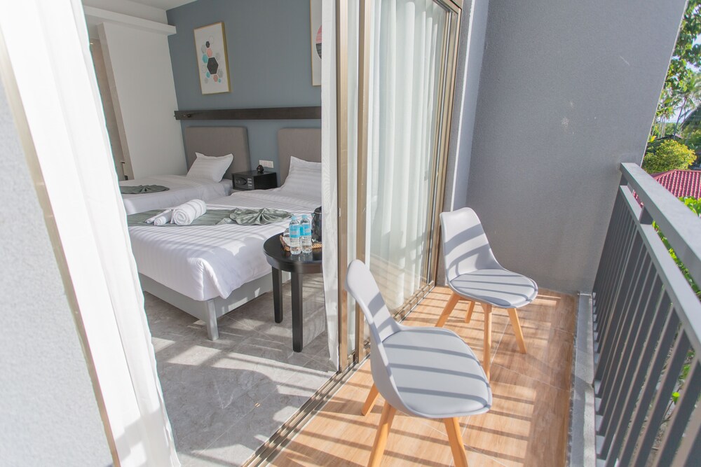 Begonia Resort