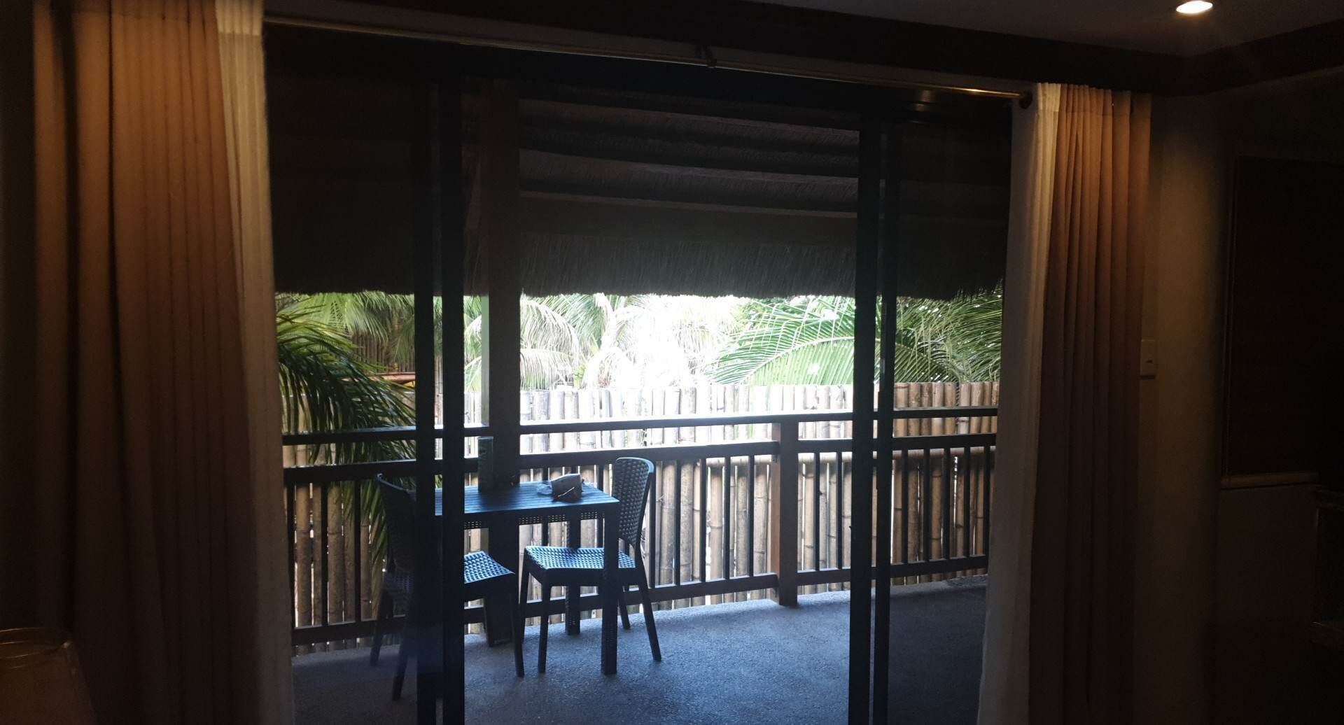 Birdwatchers Beachfront Hotel Panglao