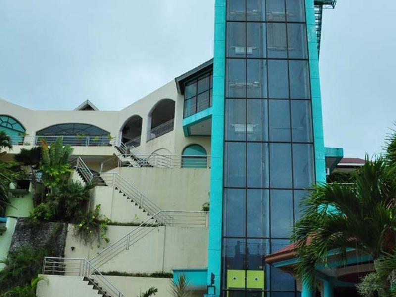 Bohol Plaza Resort and Restaurant