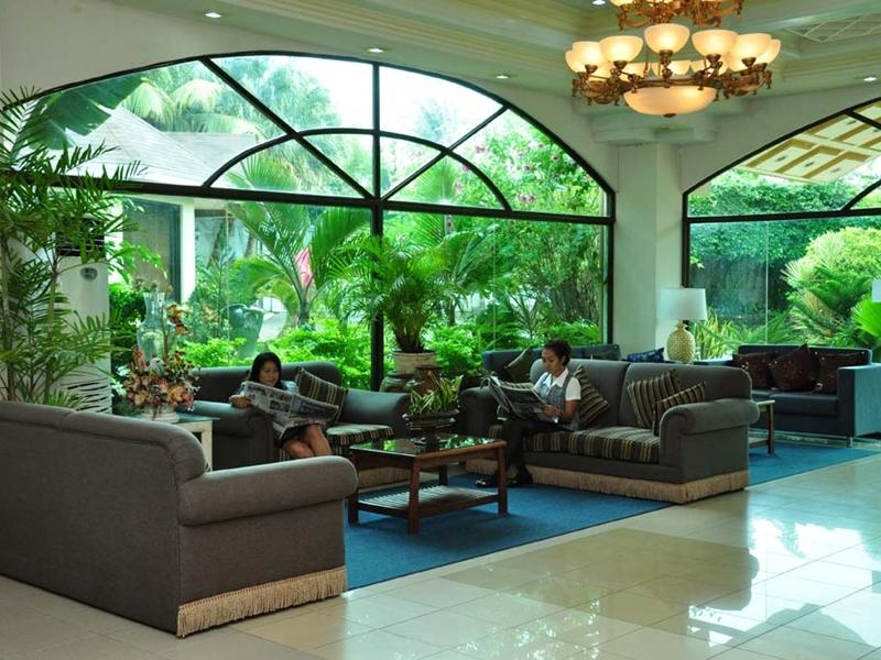 Bohol Plaza Resort and Restaurant