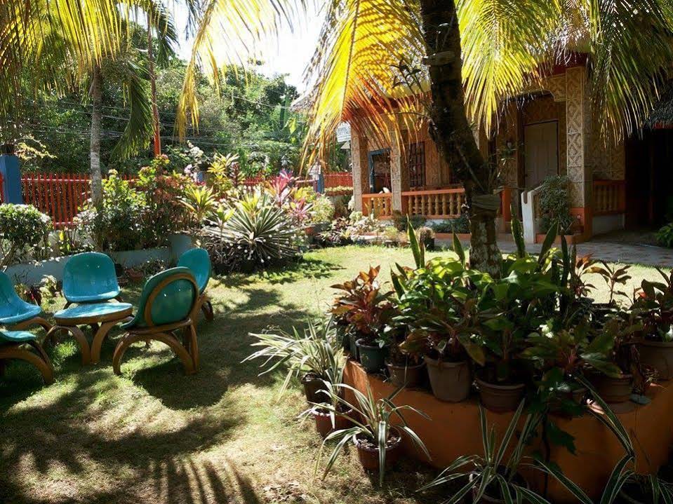 Bohol Sea Breeze Cottages & Resort