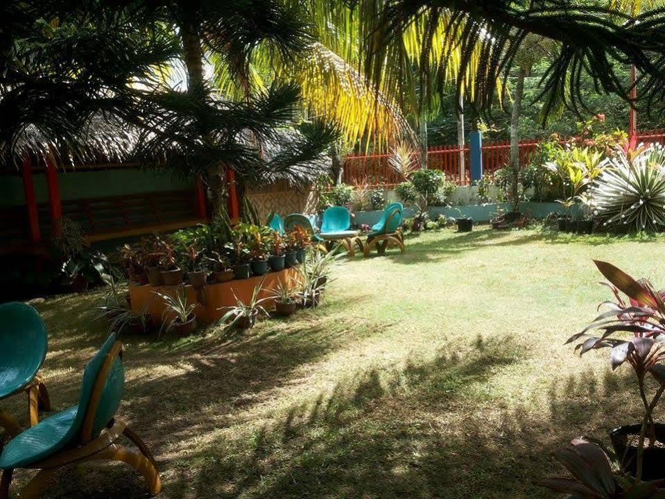 Bohol Sea Breeze Cottages & Resort