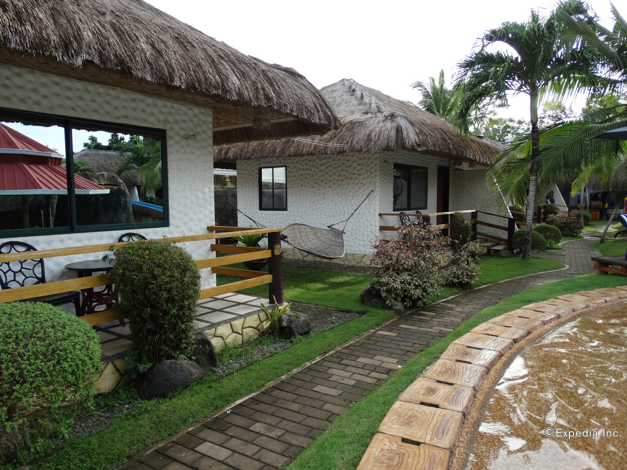 Bohol Wonderlagoon Resort