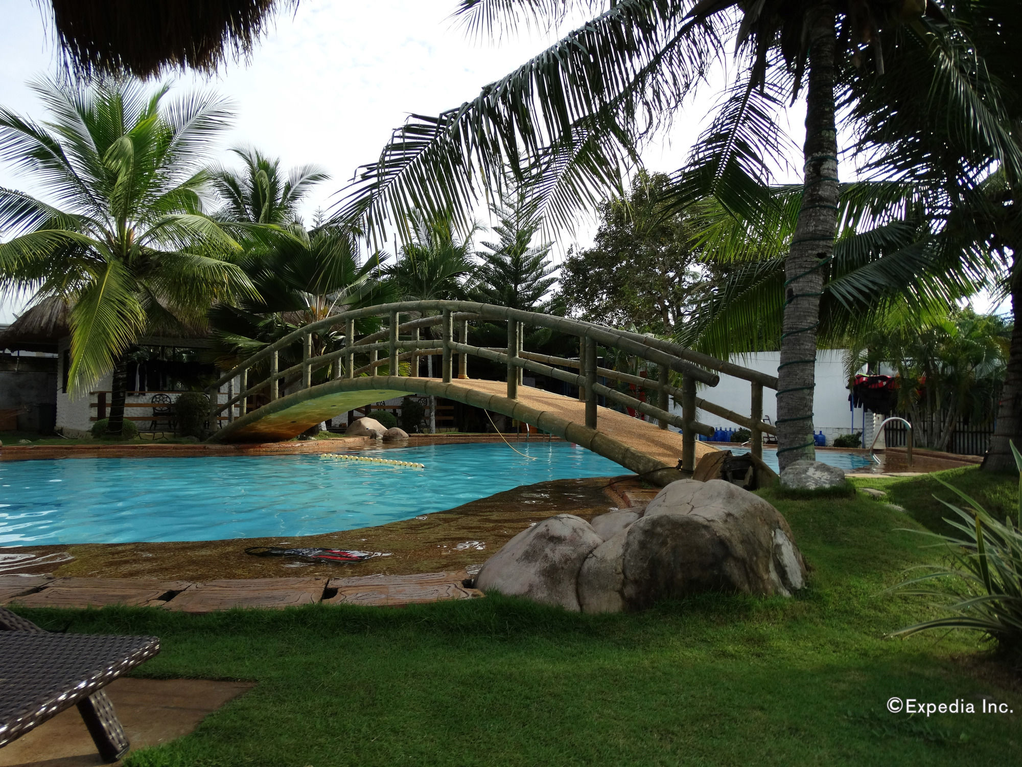 Bohol Wonderlagoon Resort