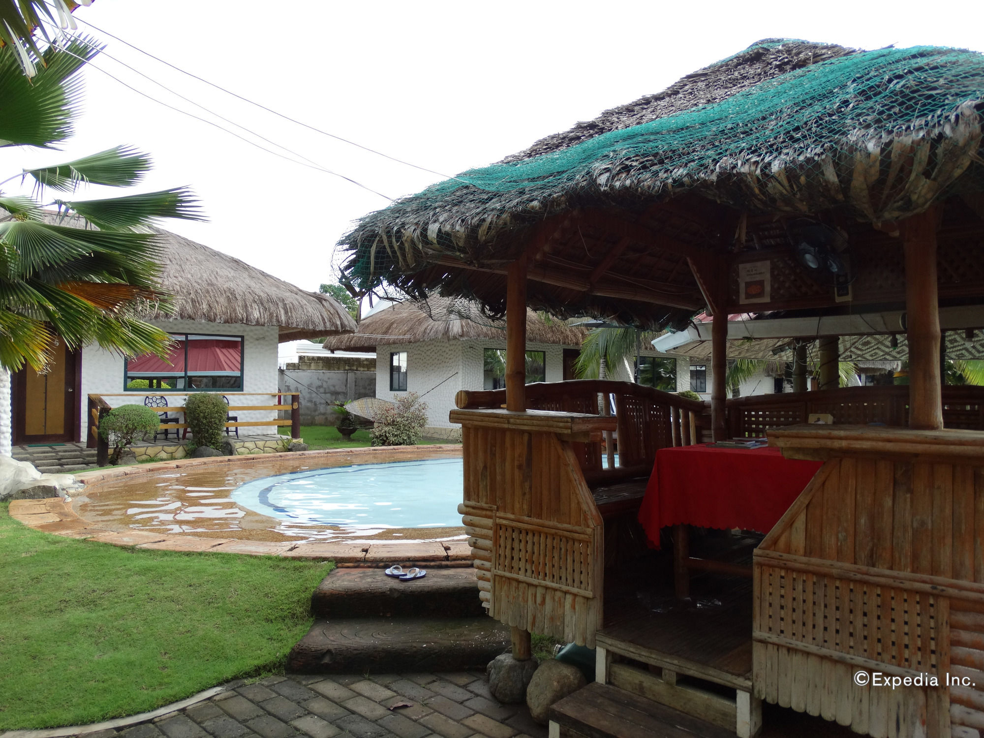 Bohol Wonderlagoon Resort