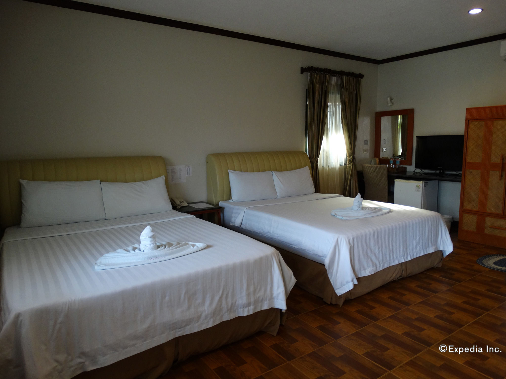 Bohol Wonderlagoon Resort