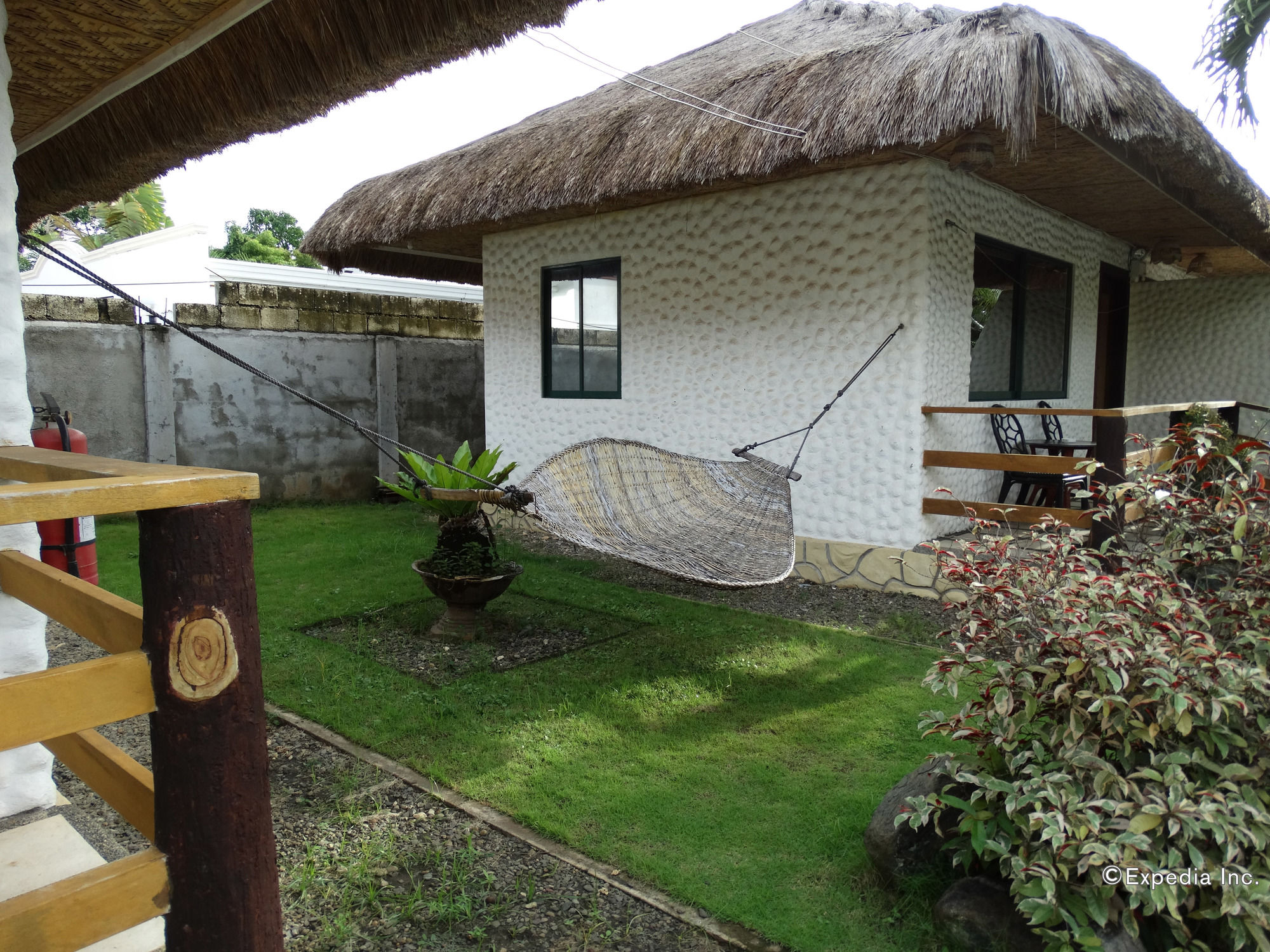 Bohol Wonderlagoon Resort